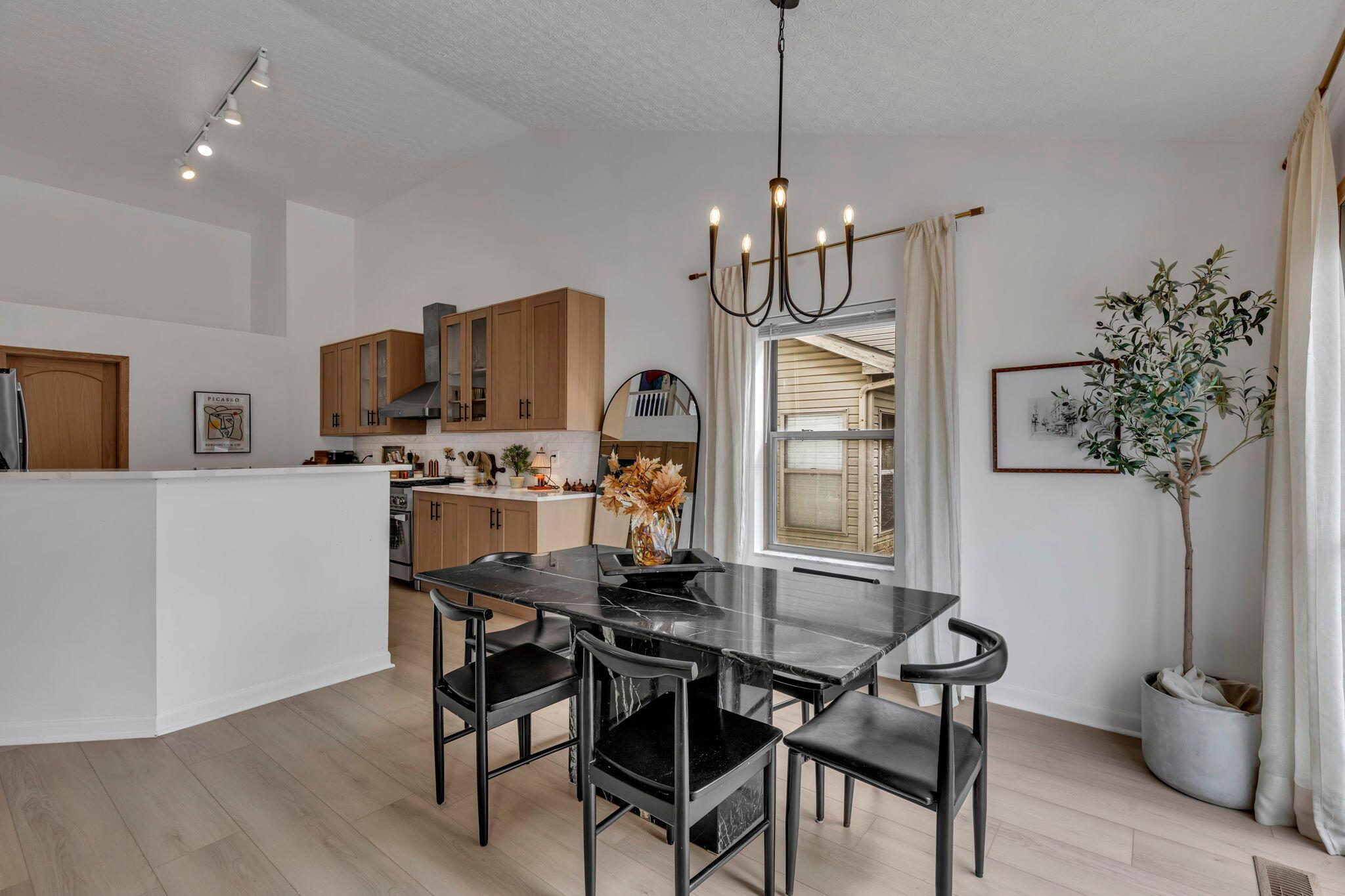 226010322 Property Photo 10