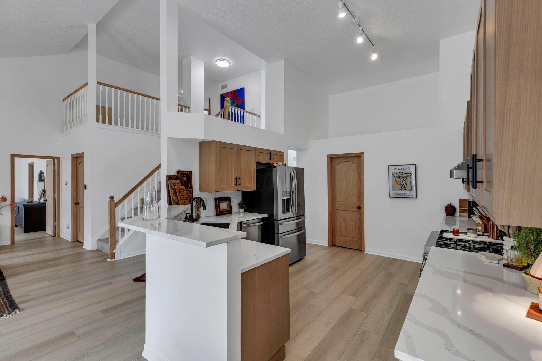226010322 Property Photo 12