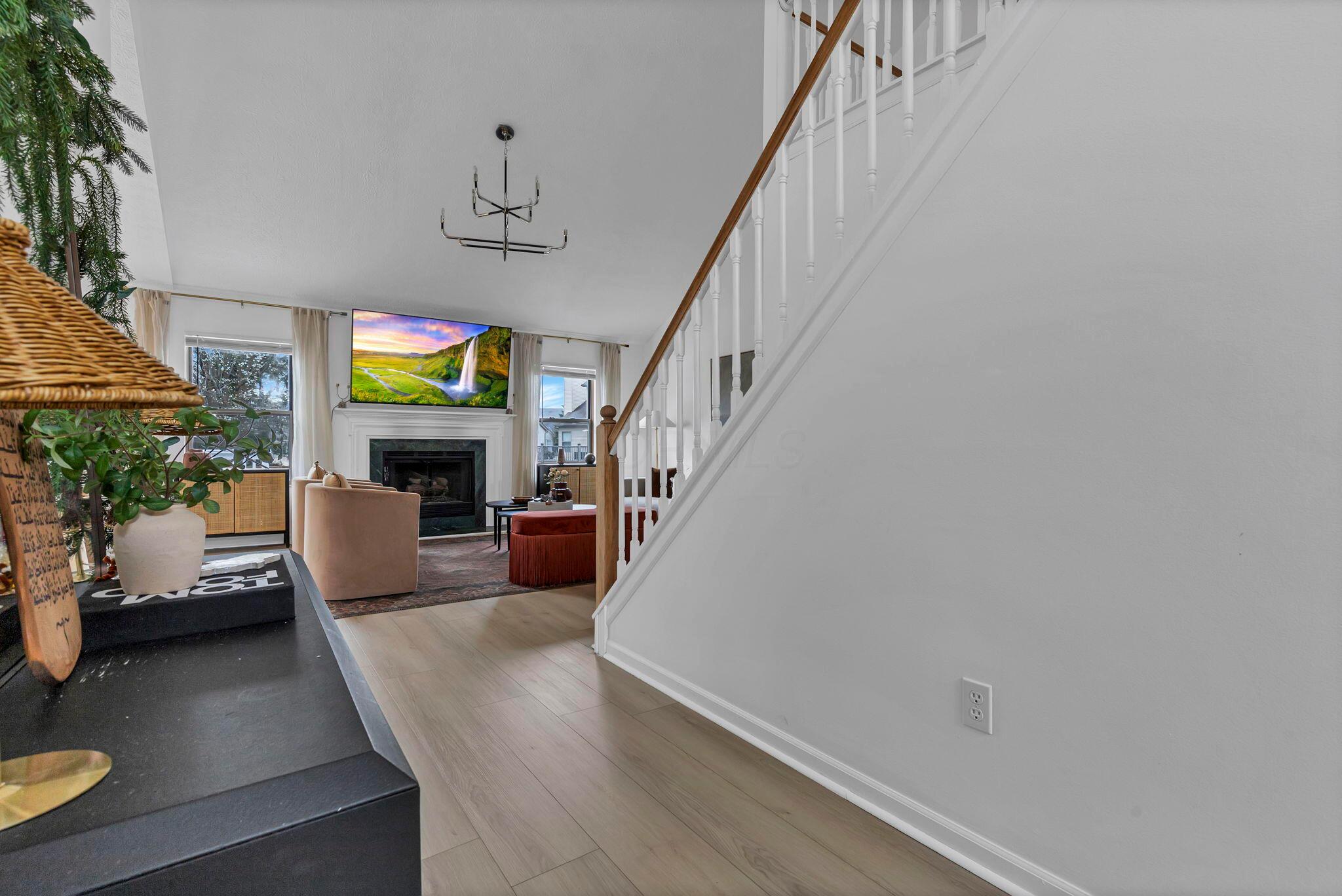 226010322 Property Photo 23