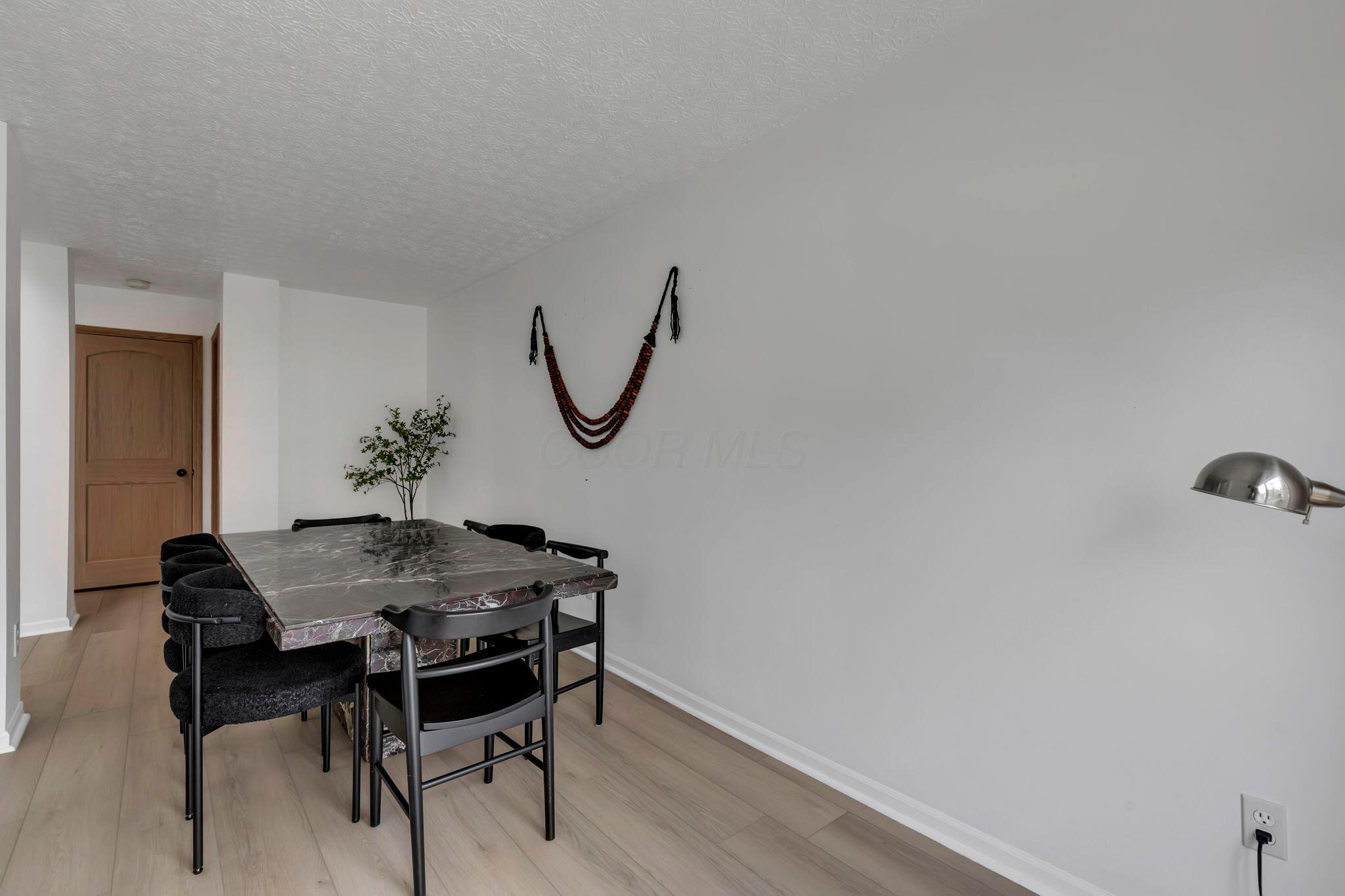 226010322 Property Photo 35