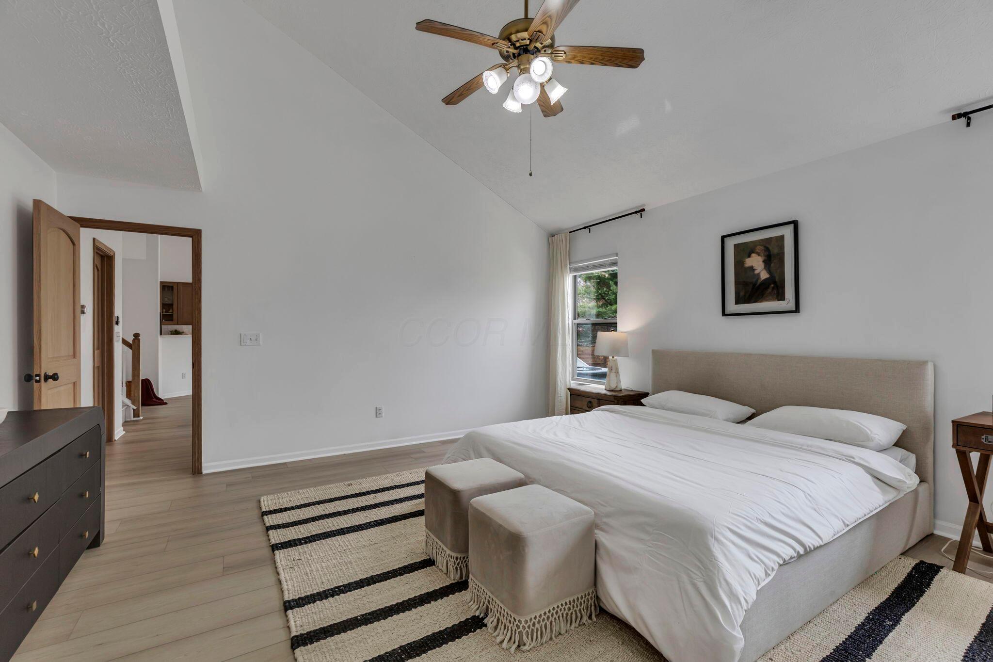 226010322 Property Photo 36