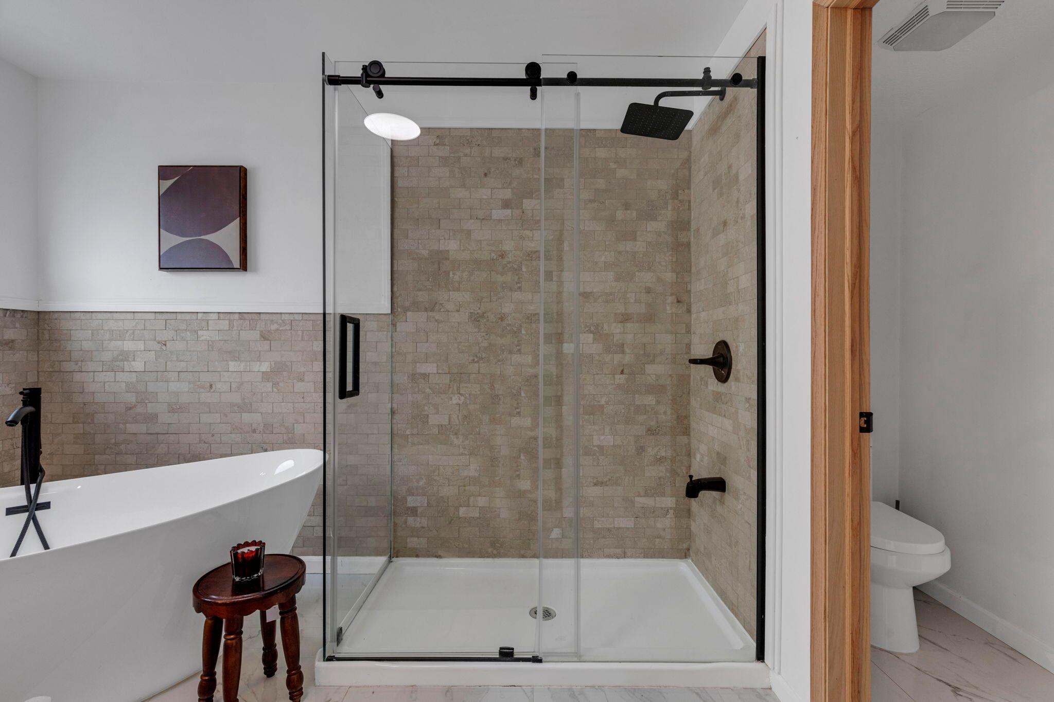 226010322 Property Photo 45