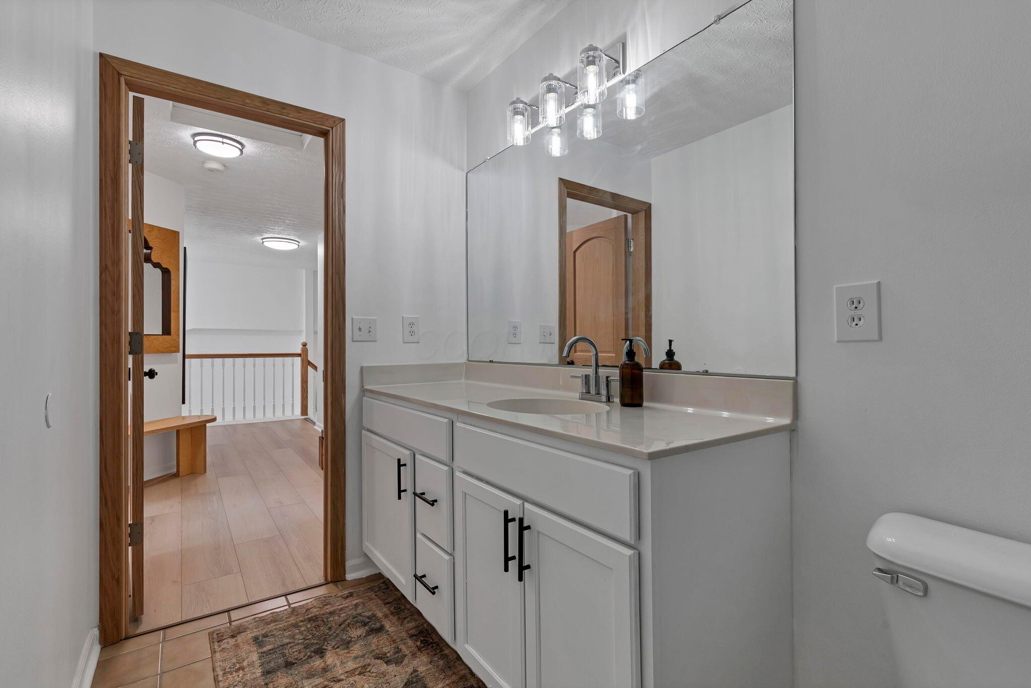 226010322 Property Photo 64