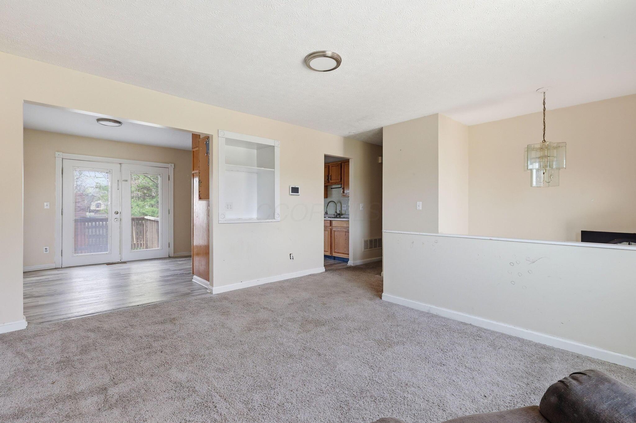 3801 Whetstone Drive Property Photo 8