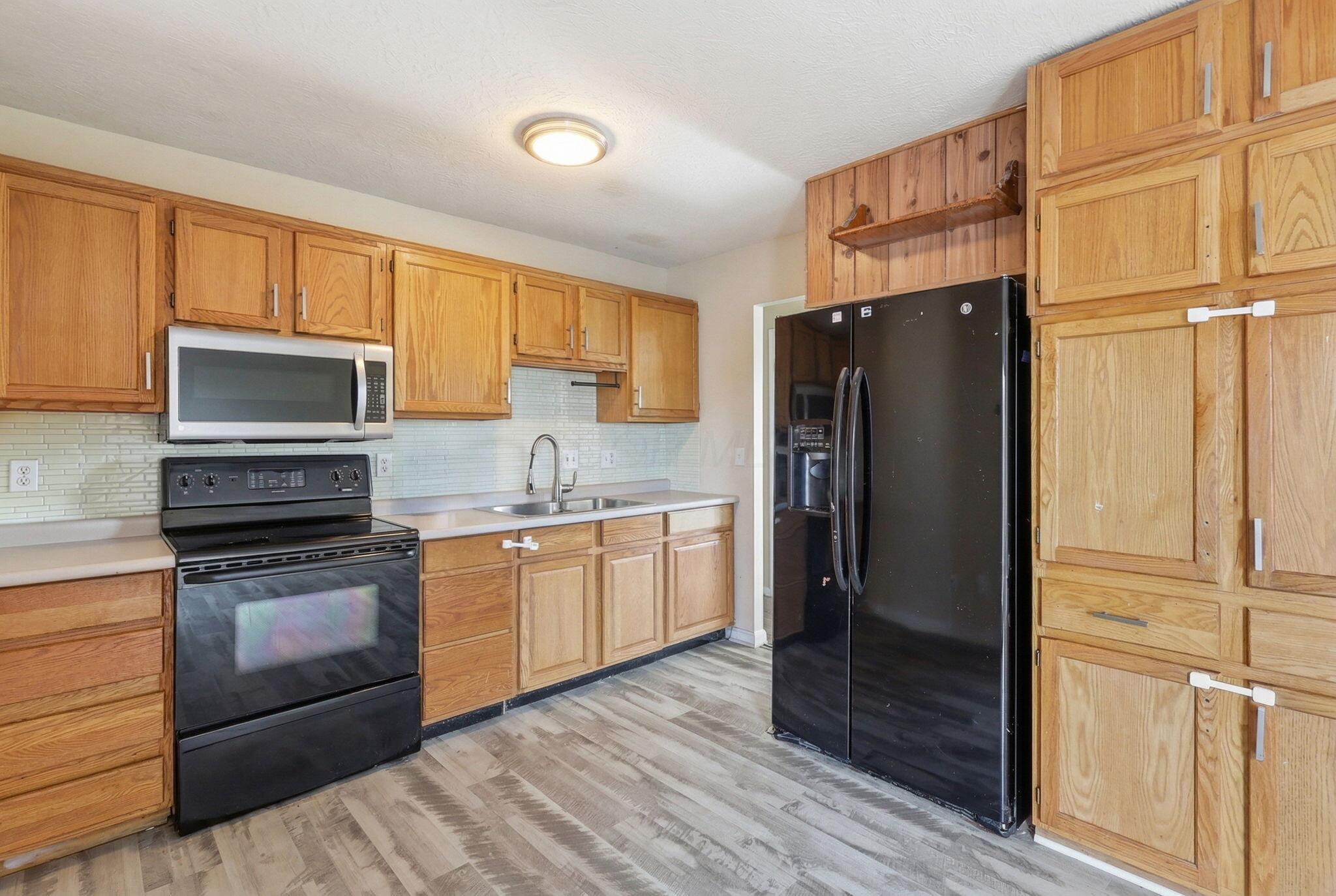 3801 Whetstone Drive Property Photo 15