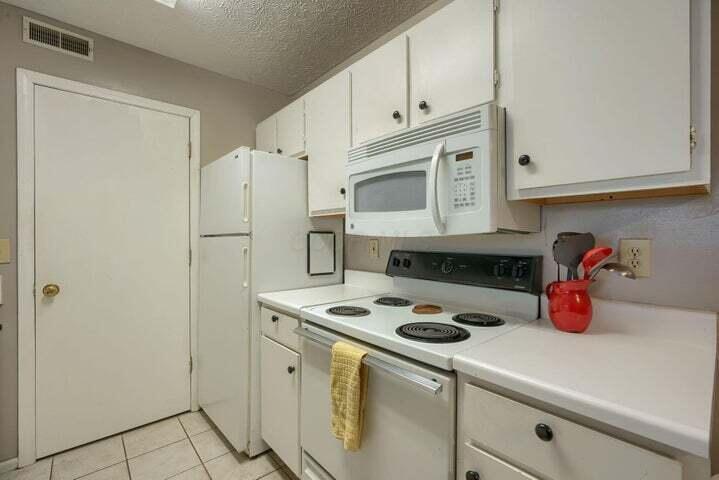 5484 Cedar Springs Drive Property Photo 13