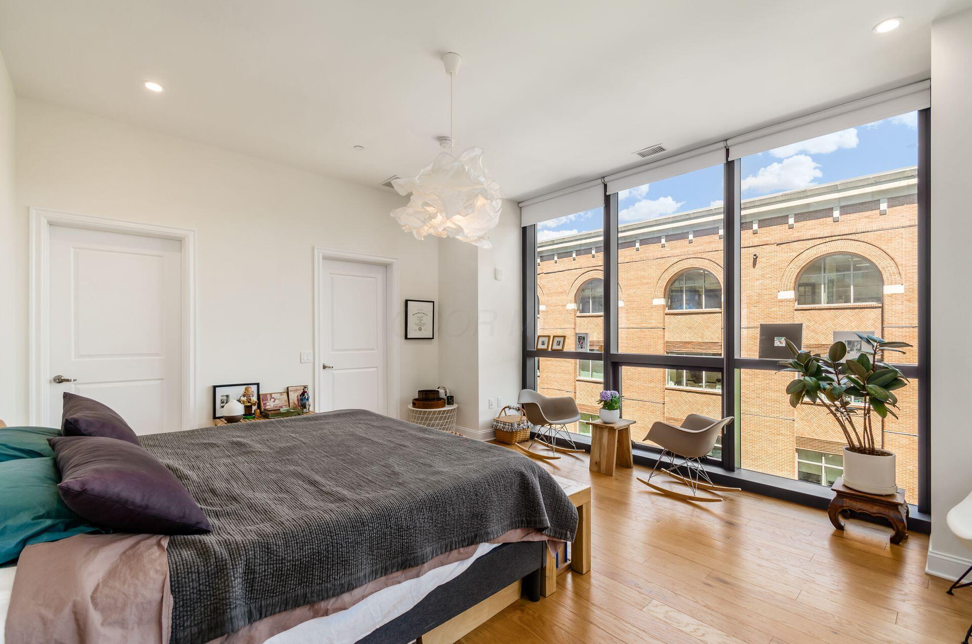 250 W Spring Street, 522 Property Photo 19