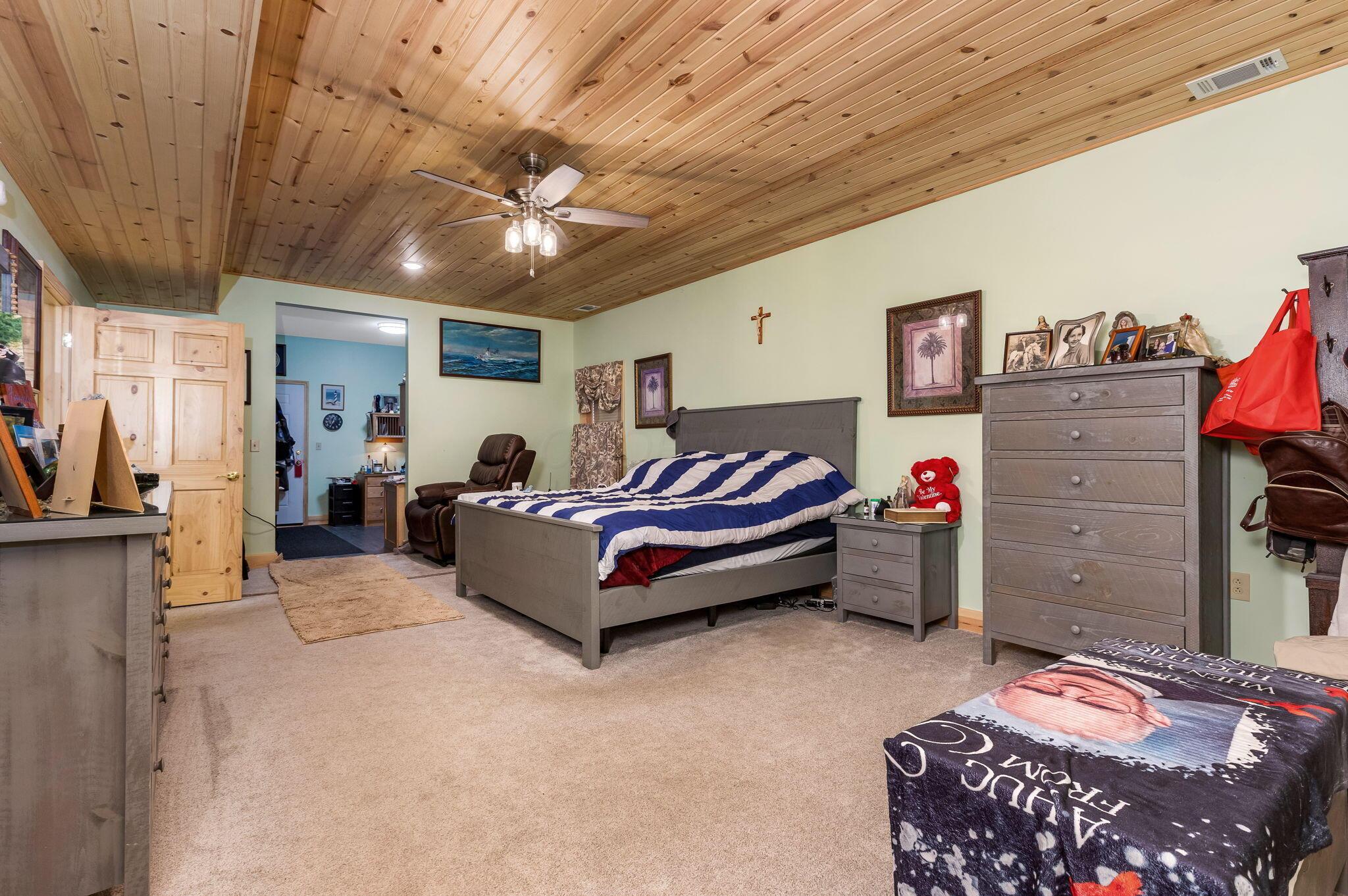 427 Maple Avenue Property Photo 16
