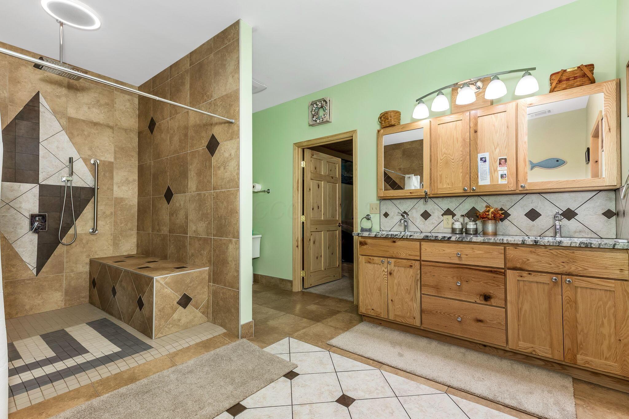 427 Maple Avenue Property Photo 21