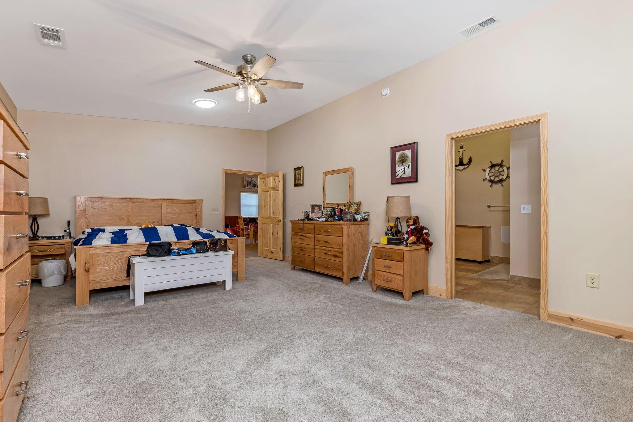 427 Maple Avenue Property Photo 44