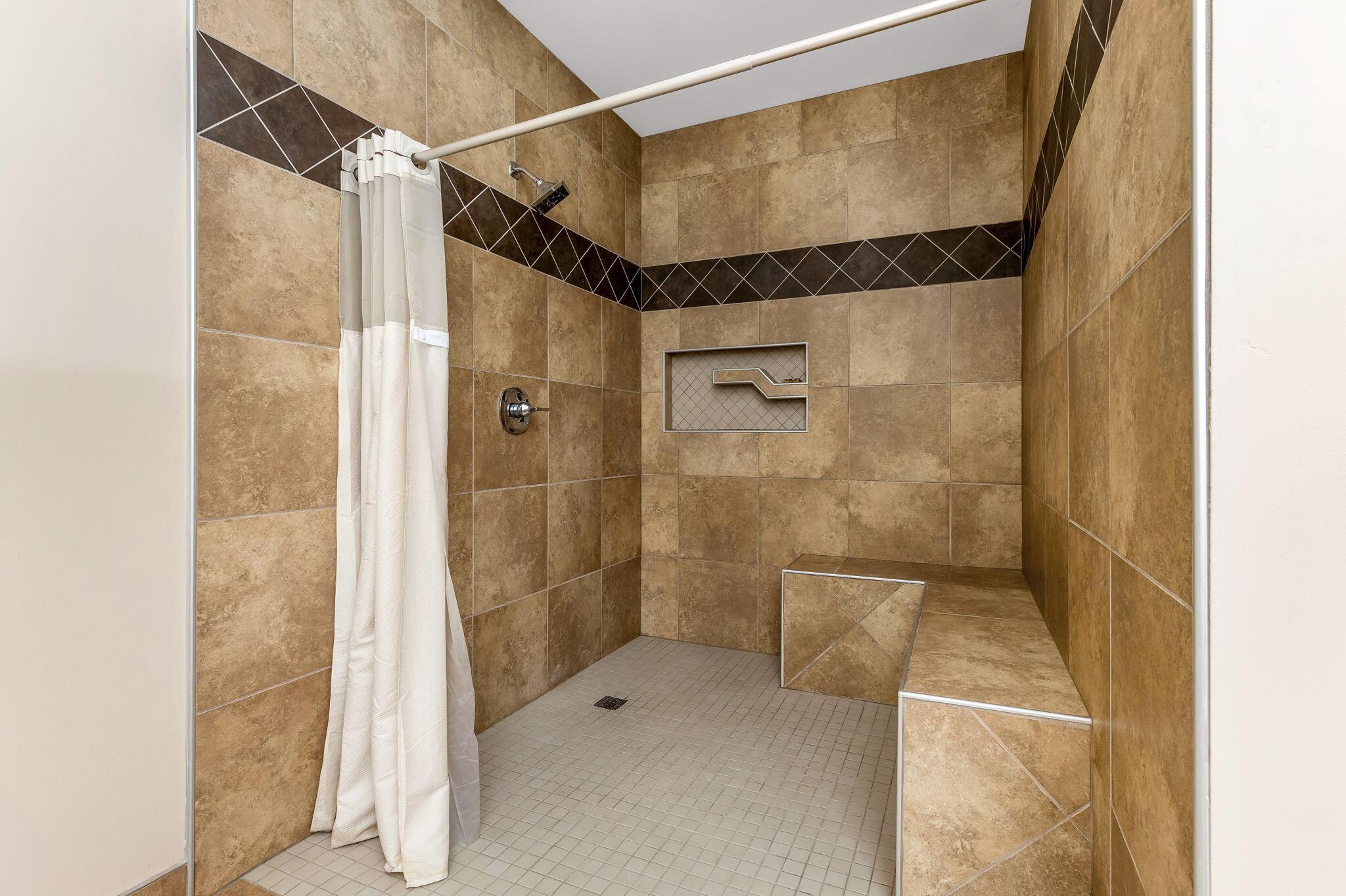 427 Maple Avenue Property Photo 46