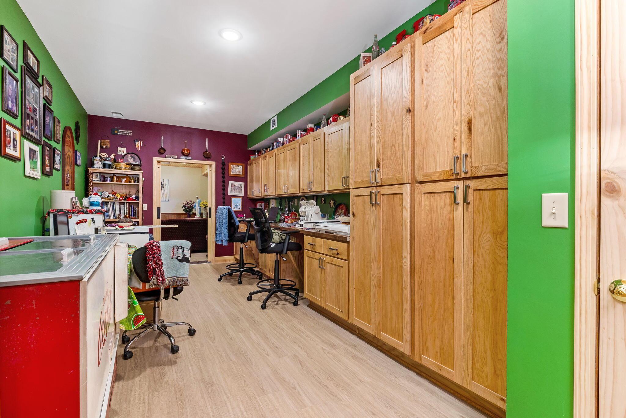 427 Maple Avenue Property Photo 63