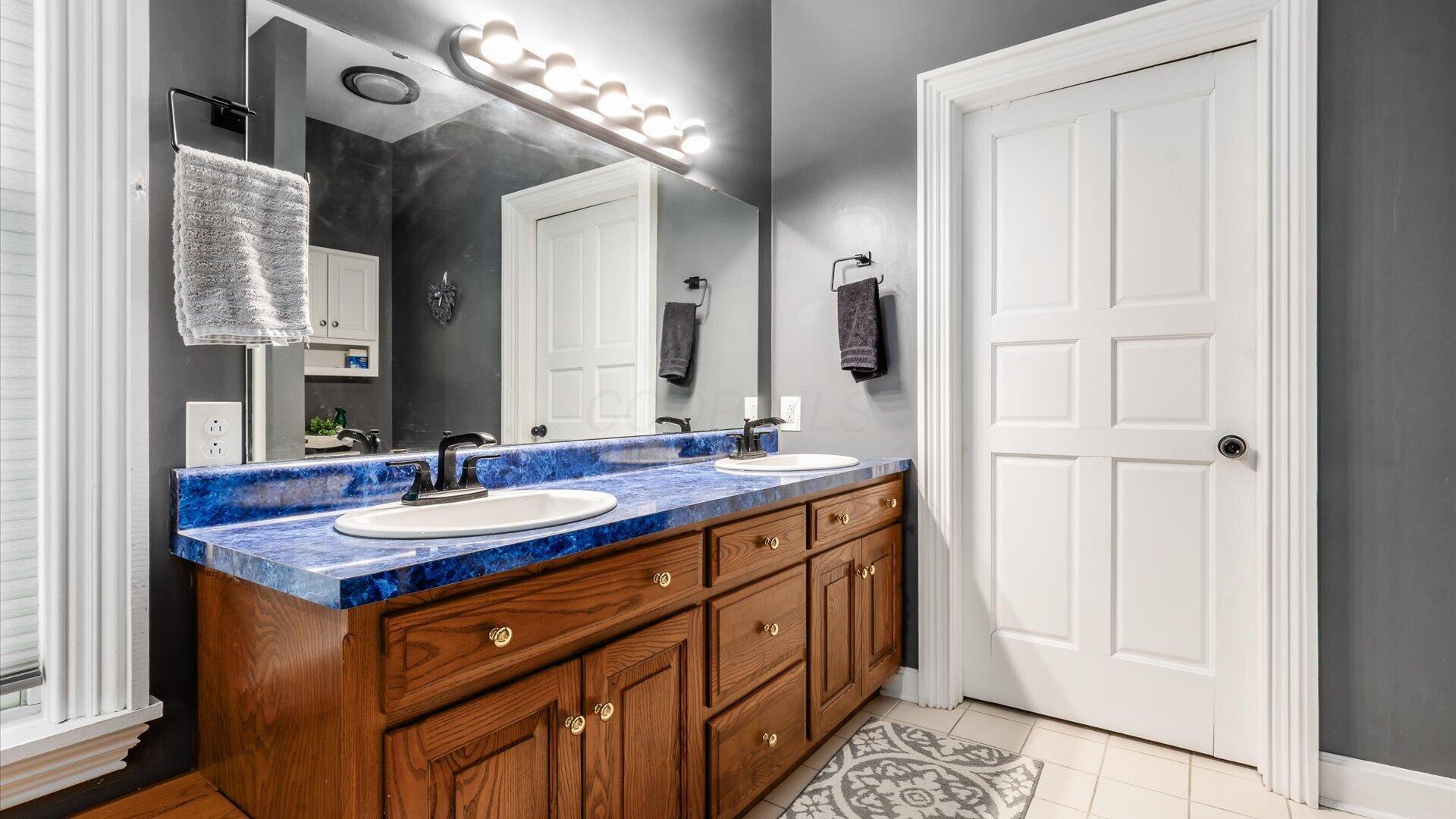 2531 Nicholas Property Photo 17
