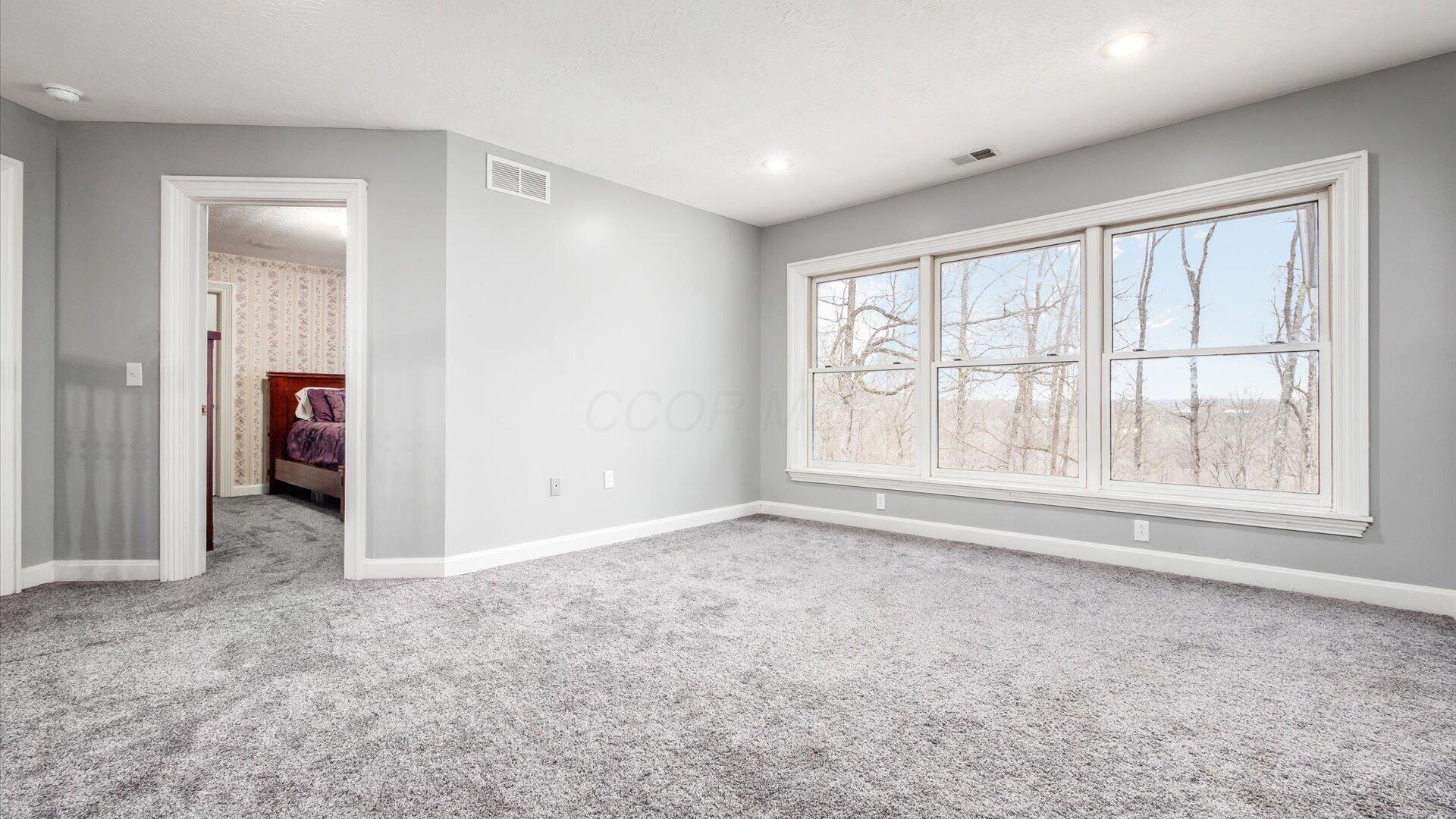 2531 Nicholas Property Photo 21