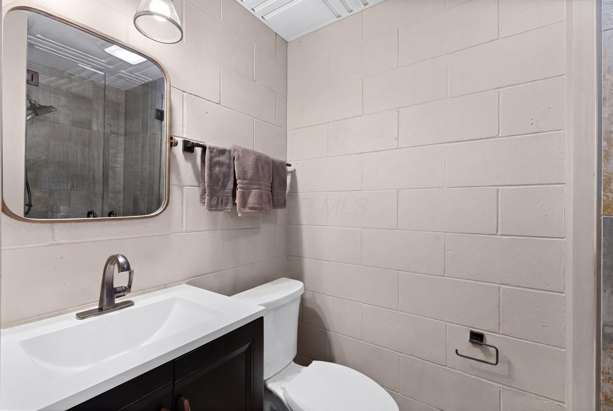 22990 Bates Road Property Photo 25