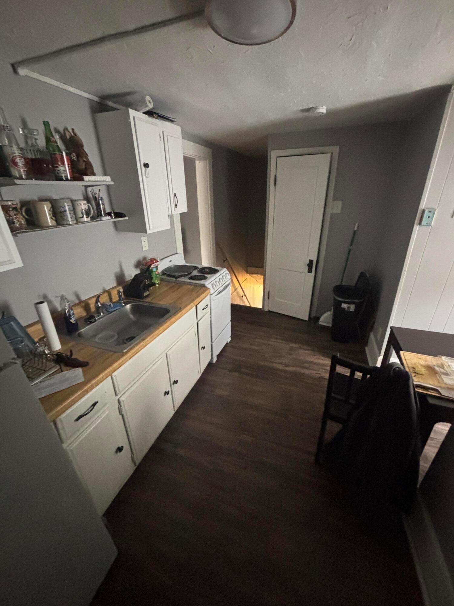 180 Gallagher Avenue Property Photo 28