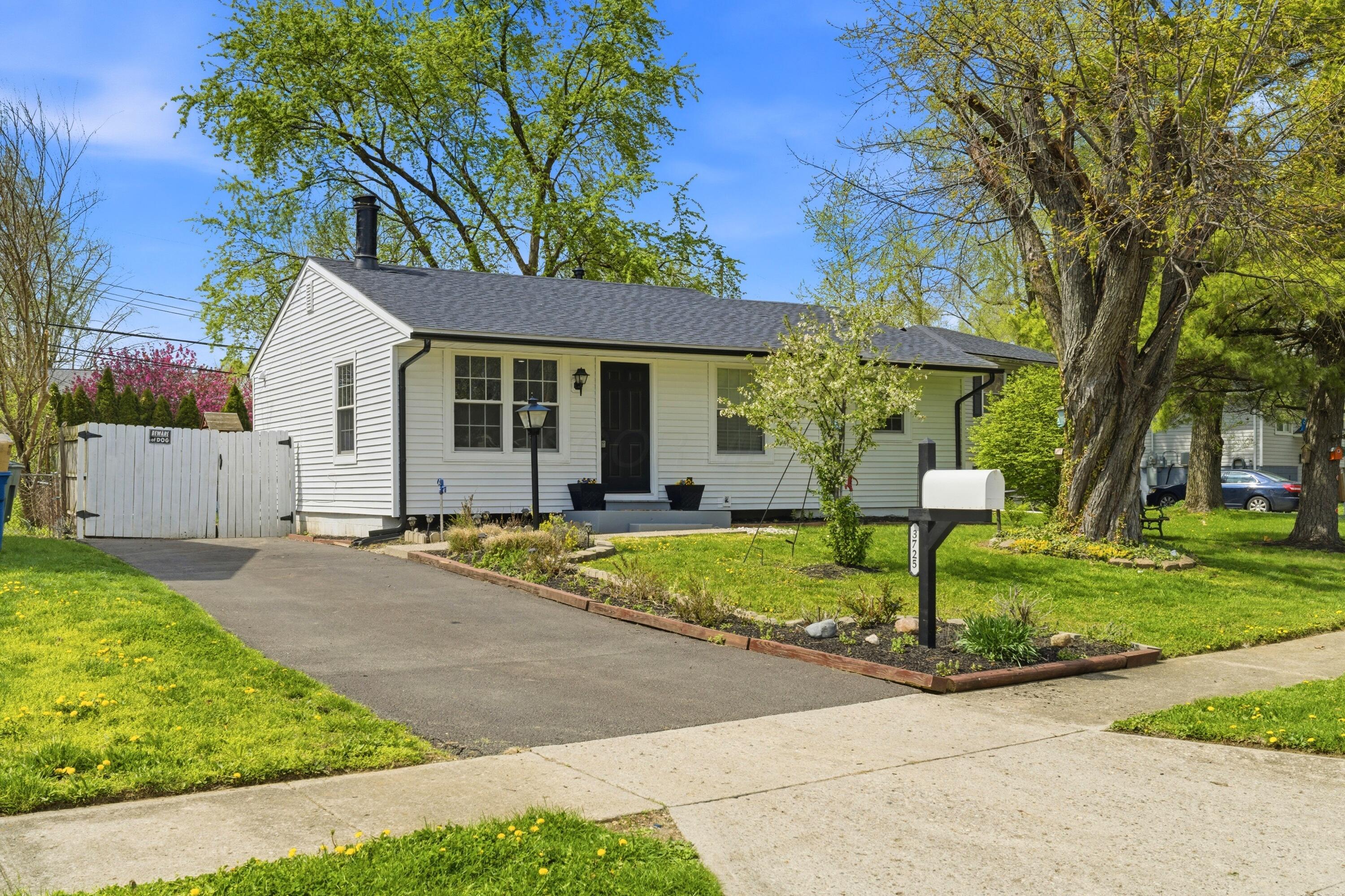 3725 S Ohio Avenue Property Photo 1