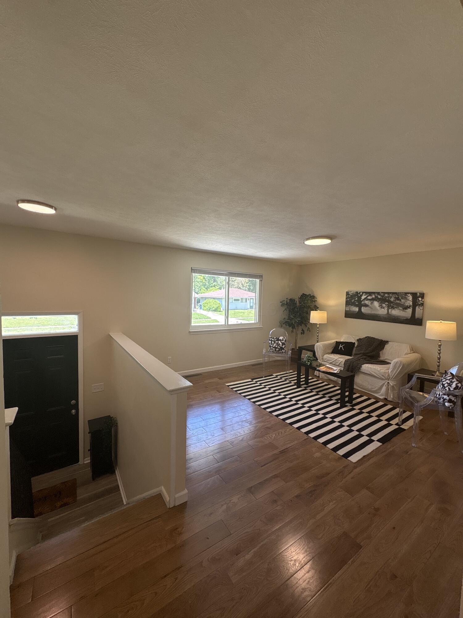 1645 Liscomb Road Property Photo 4