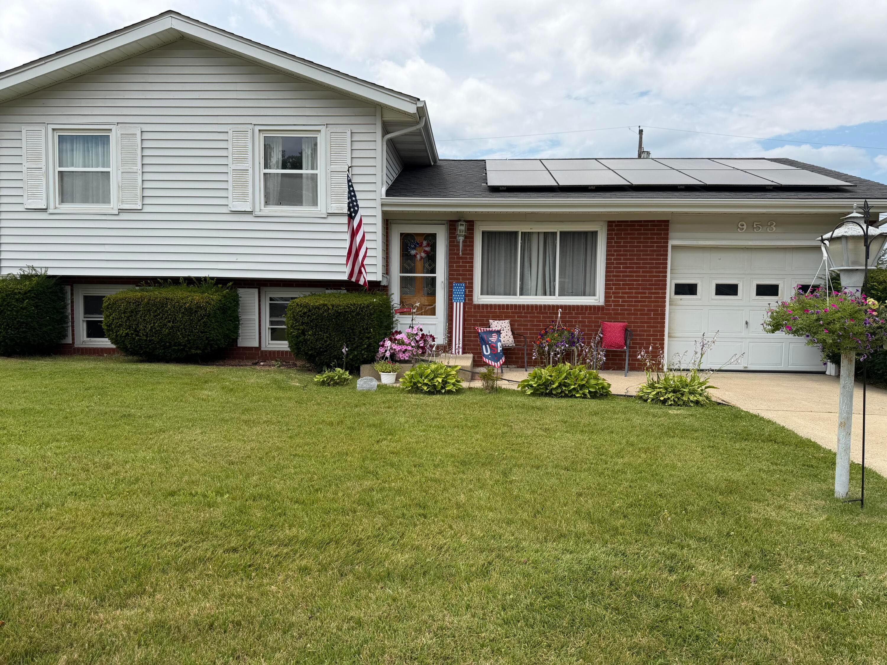 953 Marla Avenue Property Photo 1