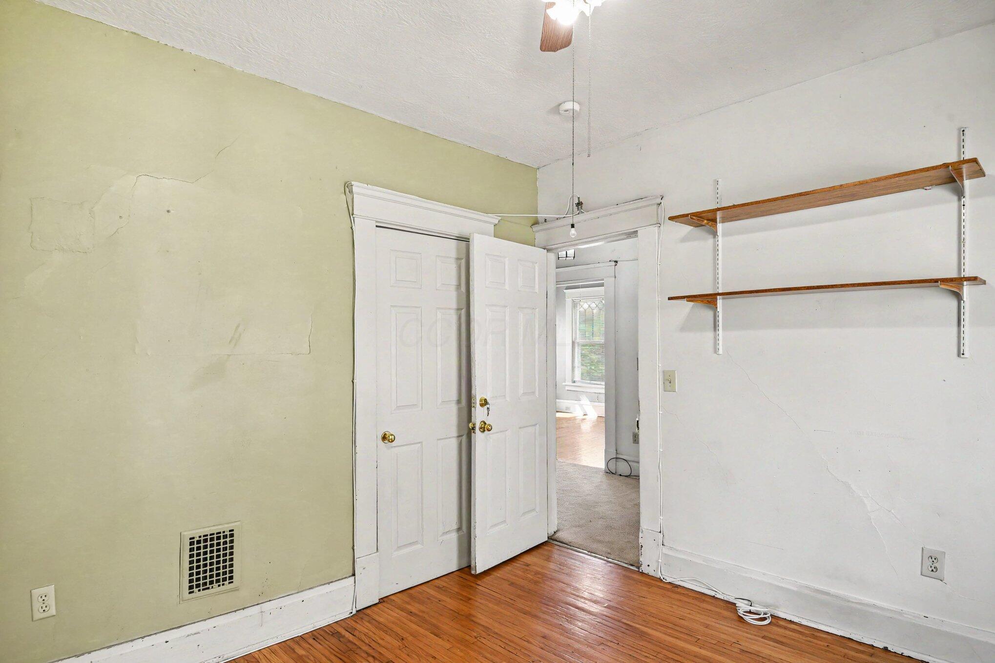 347 E 12th Avenue Property Photo 13