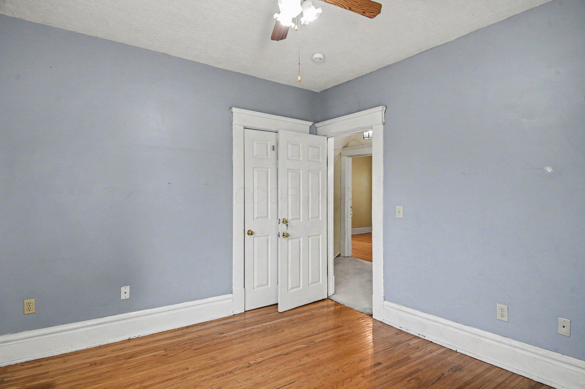 347 E 12th Avenue Property Photo 20