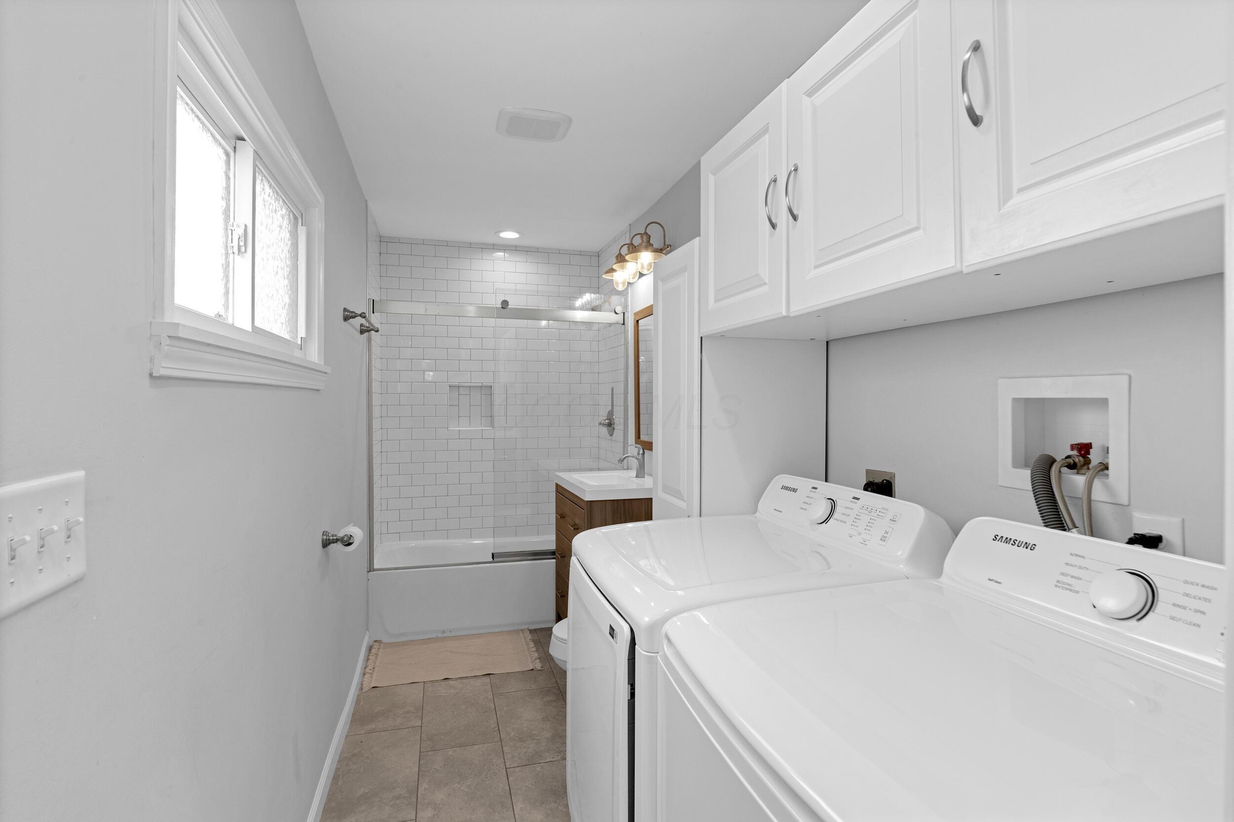 262 S Cypress Avenue Property Photo 19