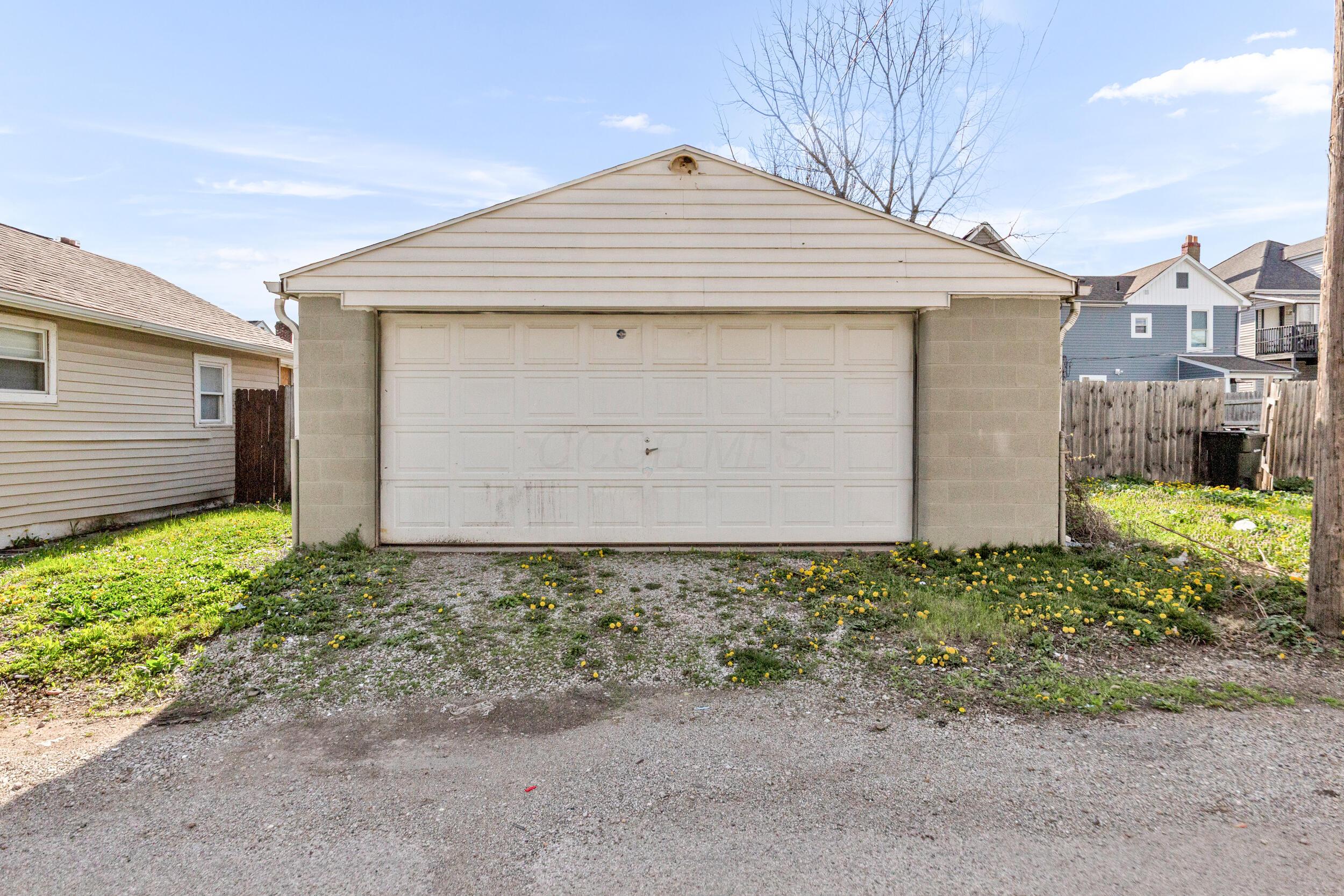 262 S Cypress Avenue Property Photo 45