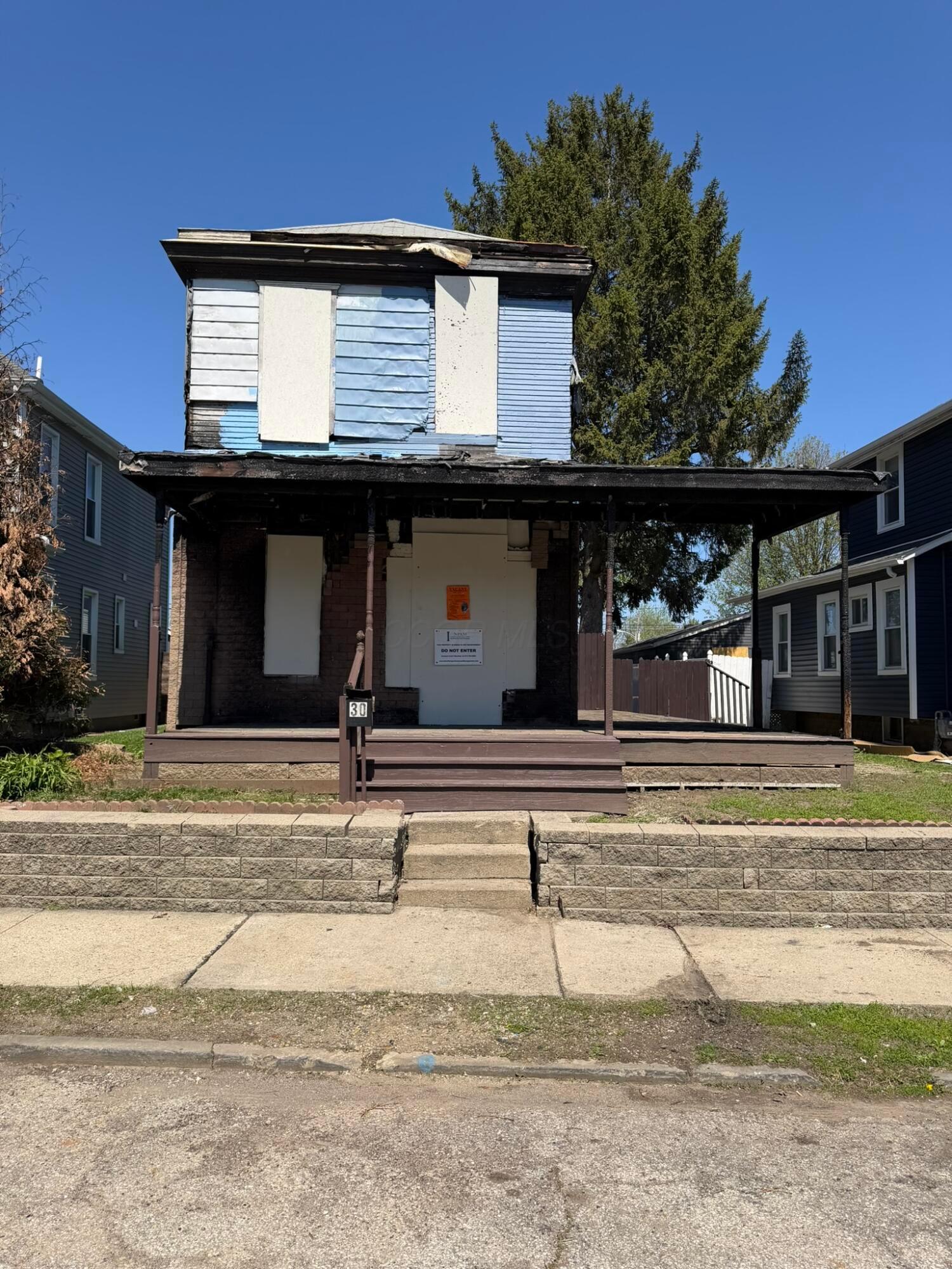 30 W Markison Avenue Property Photo 1