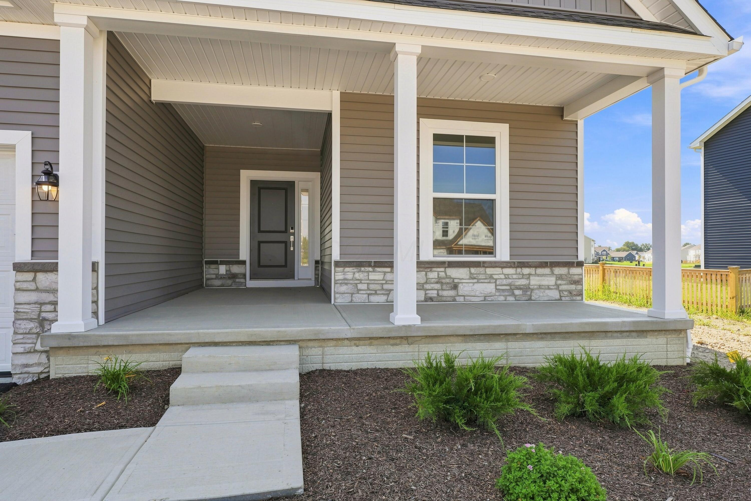 1593 Kenneth Drive Property Photo 2