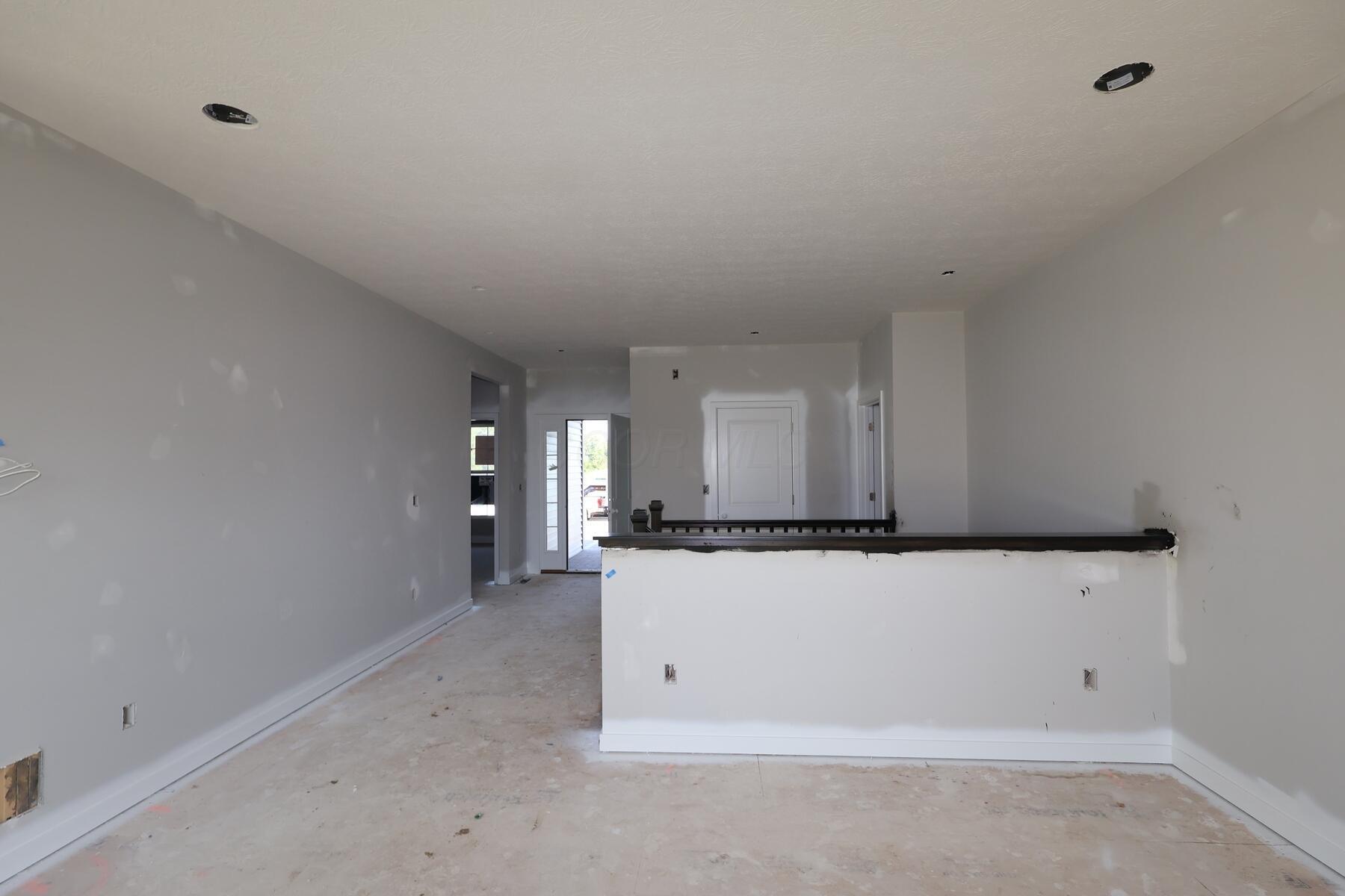 1593 Kenneth Drive Property Photo 6