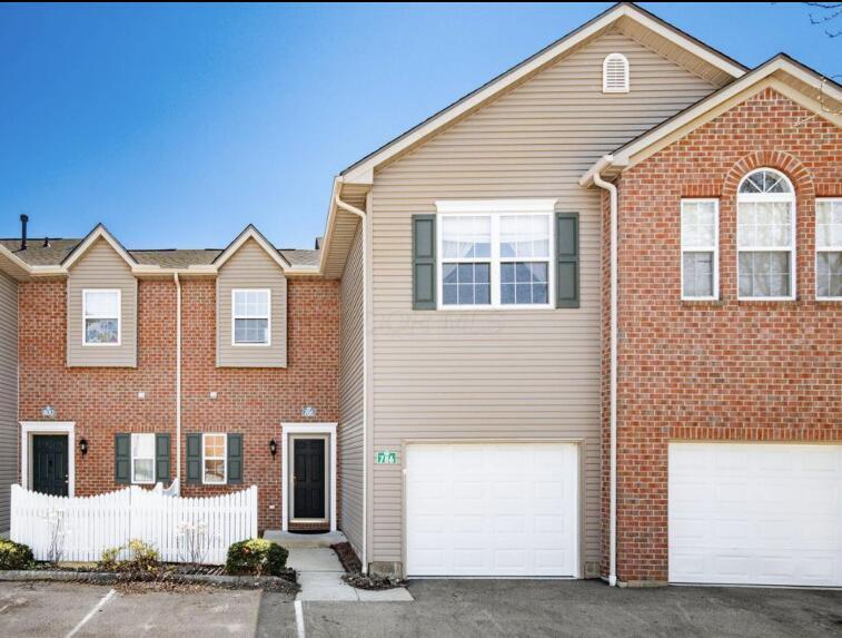 786 Spring Valley Drive Property Photo 1
