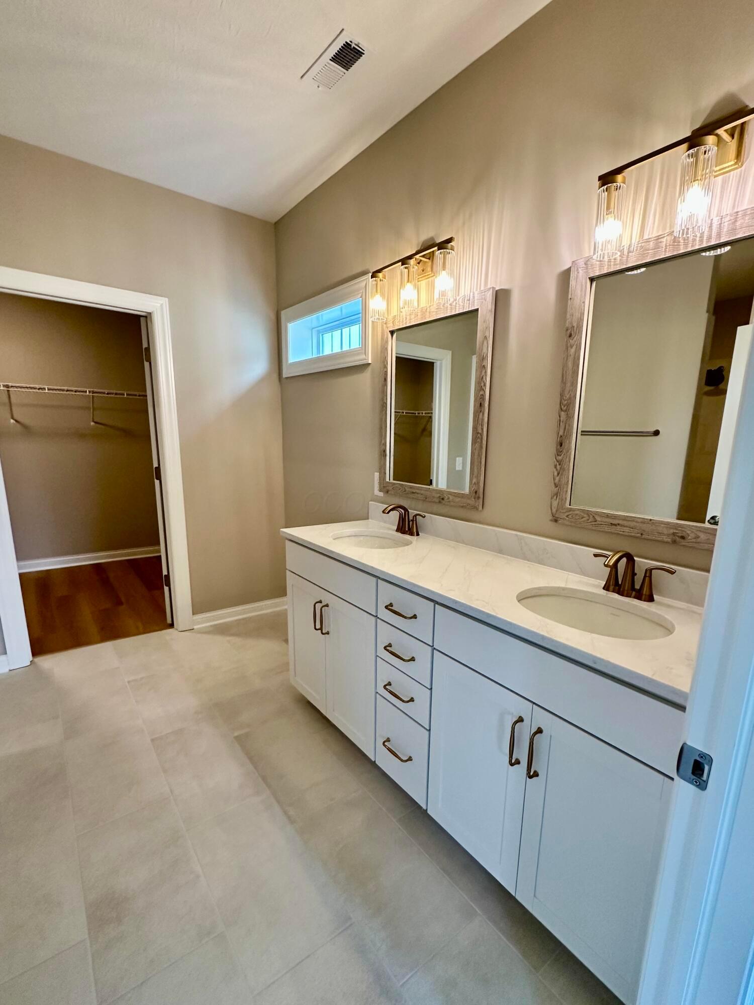 8920 Coe Drive Property Photo 14