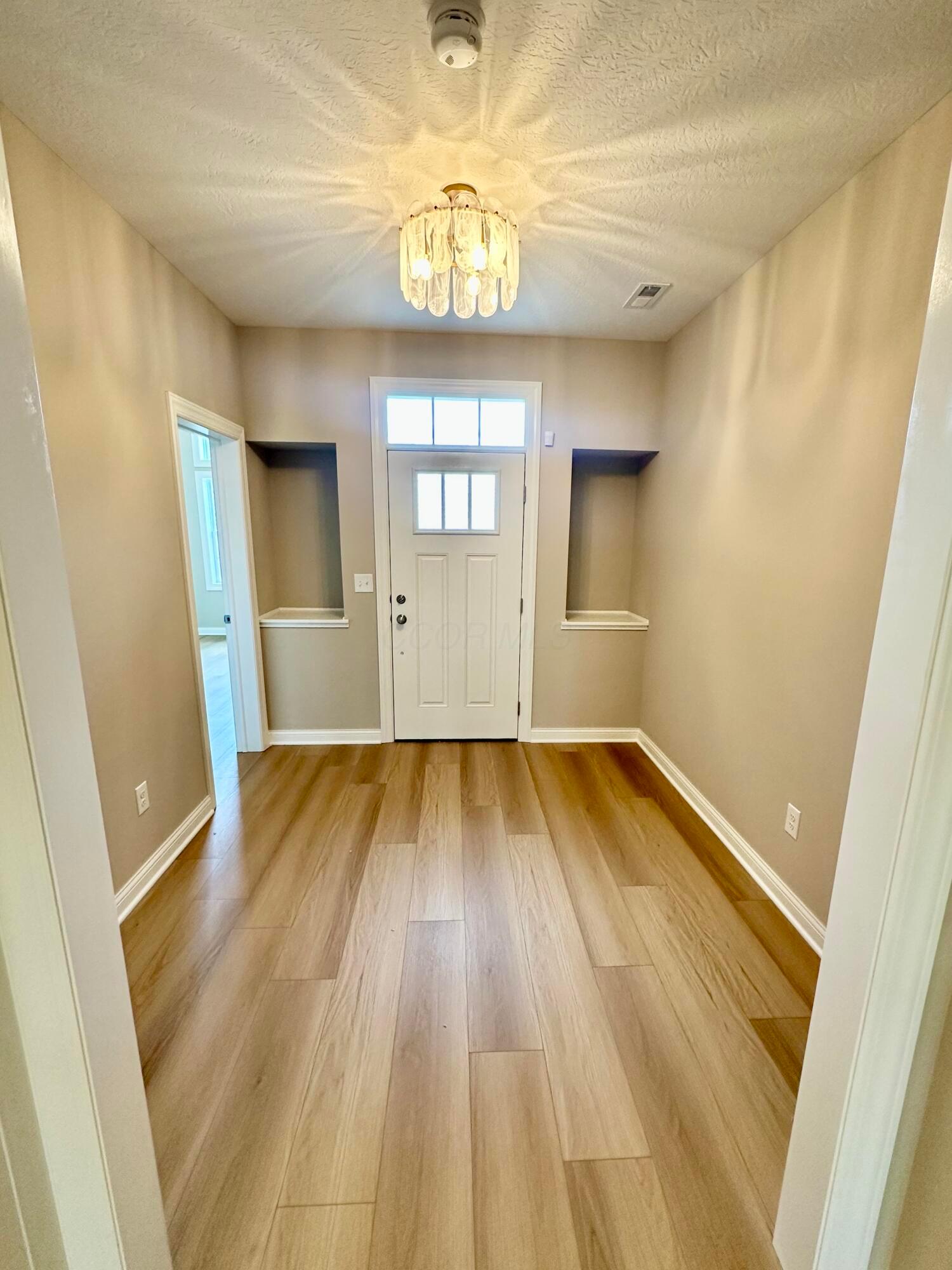 8920 Coe Drive Property Photo 18