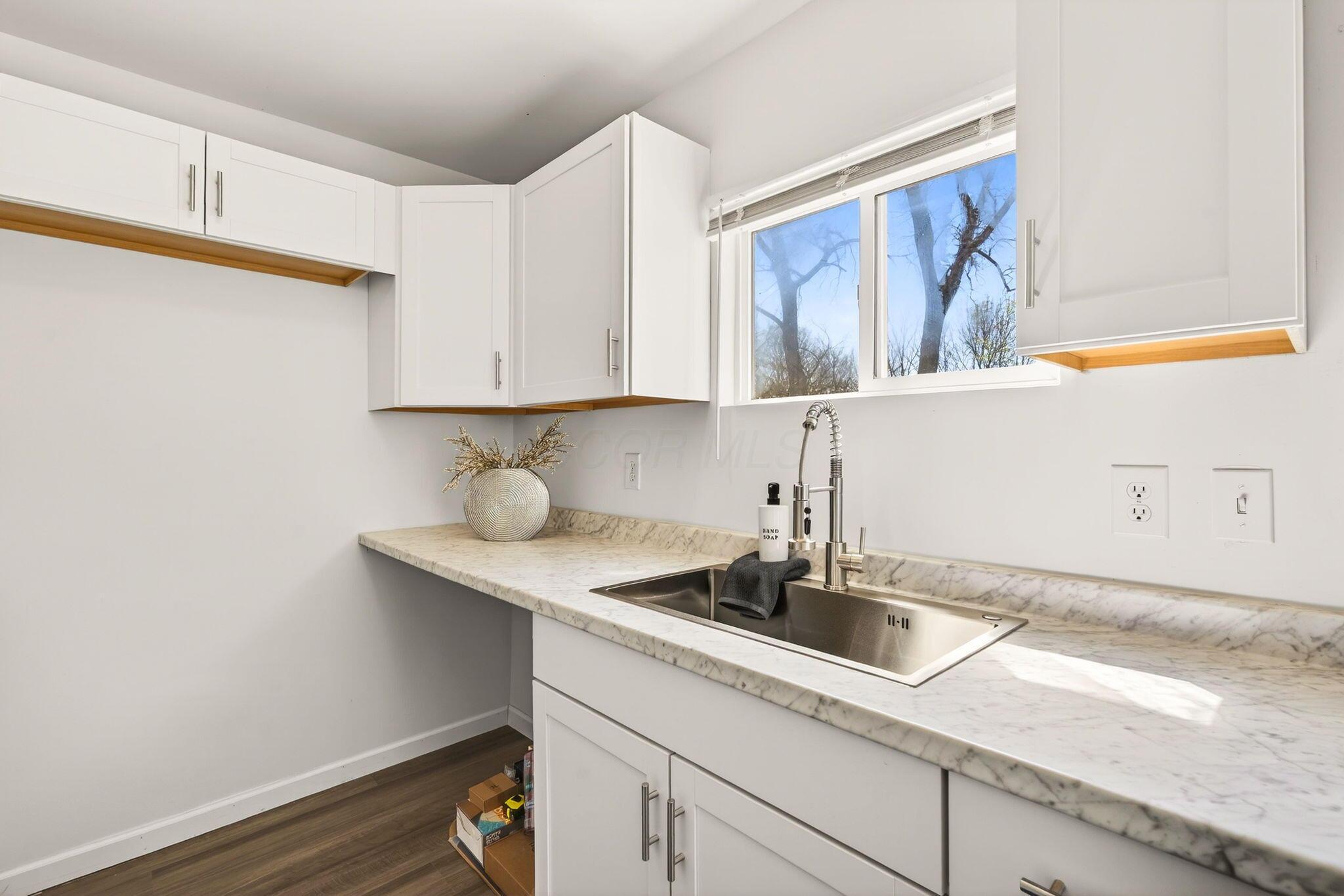 2245 Big Run Road E Property Photo 10
