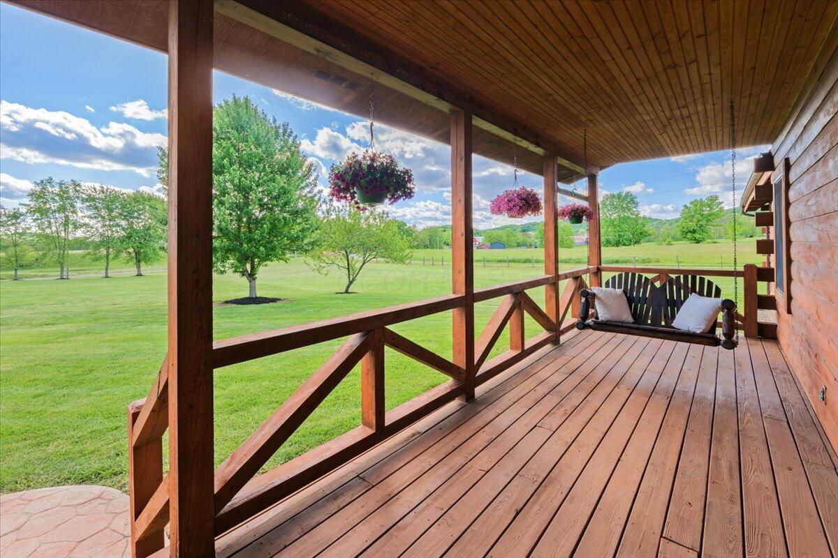 2241 Brier Road Property Photo 3