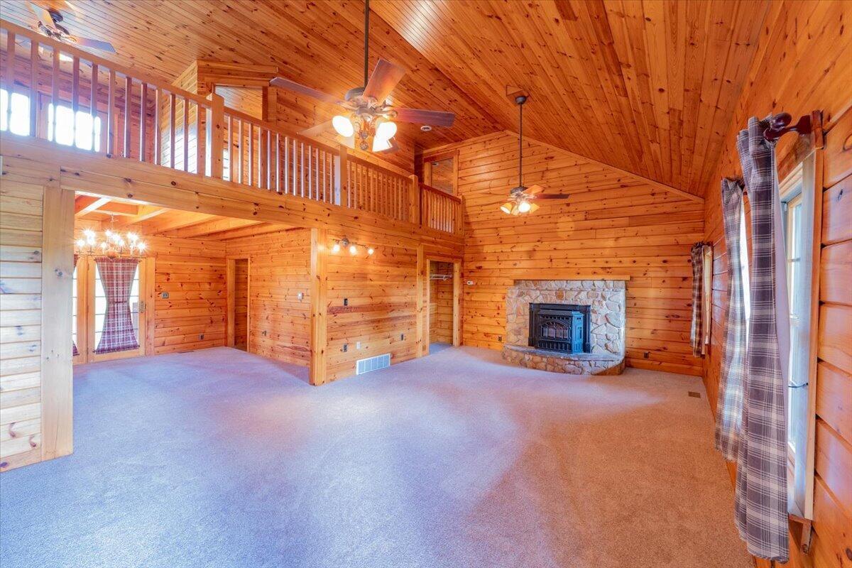 2241 Brier Road Property Photo 12