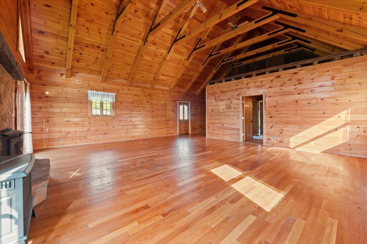 2241 Brier Road Property Photo 23