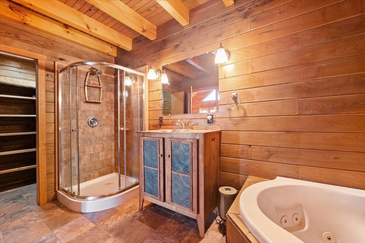 2241 Brier Road Property Photo 26