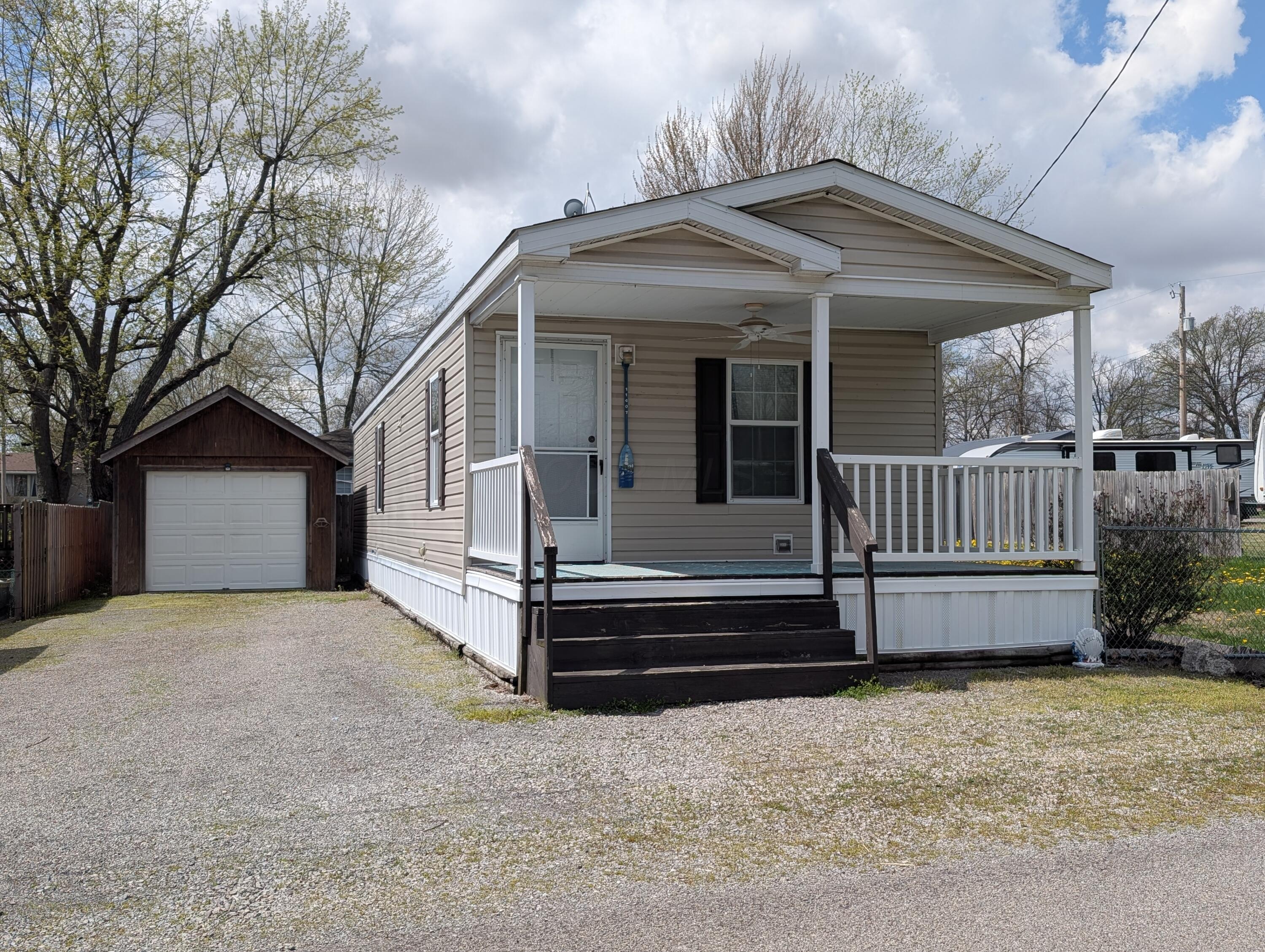 11407 Kickapoo Path Property Photo 1