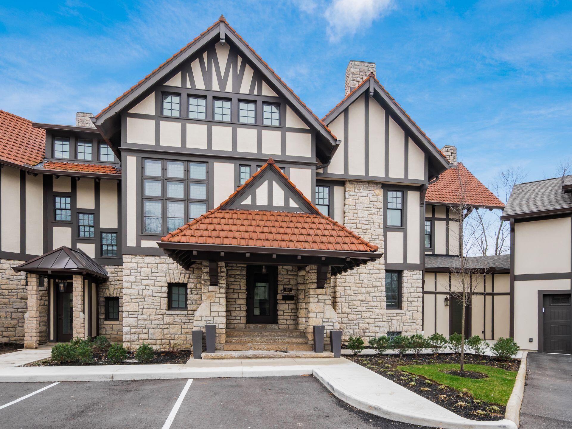 2015 W 5th Avenue, 103 Property Photo 5