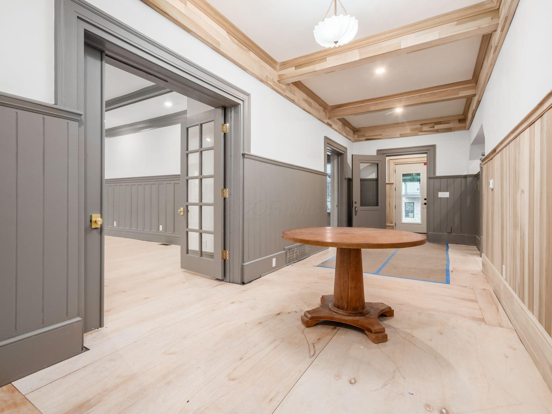 2015 W 5th Avenue, 103 Property Photo 14