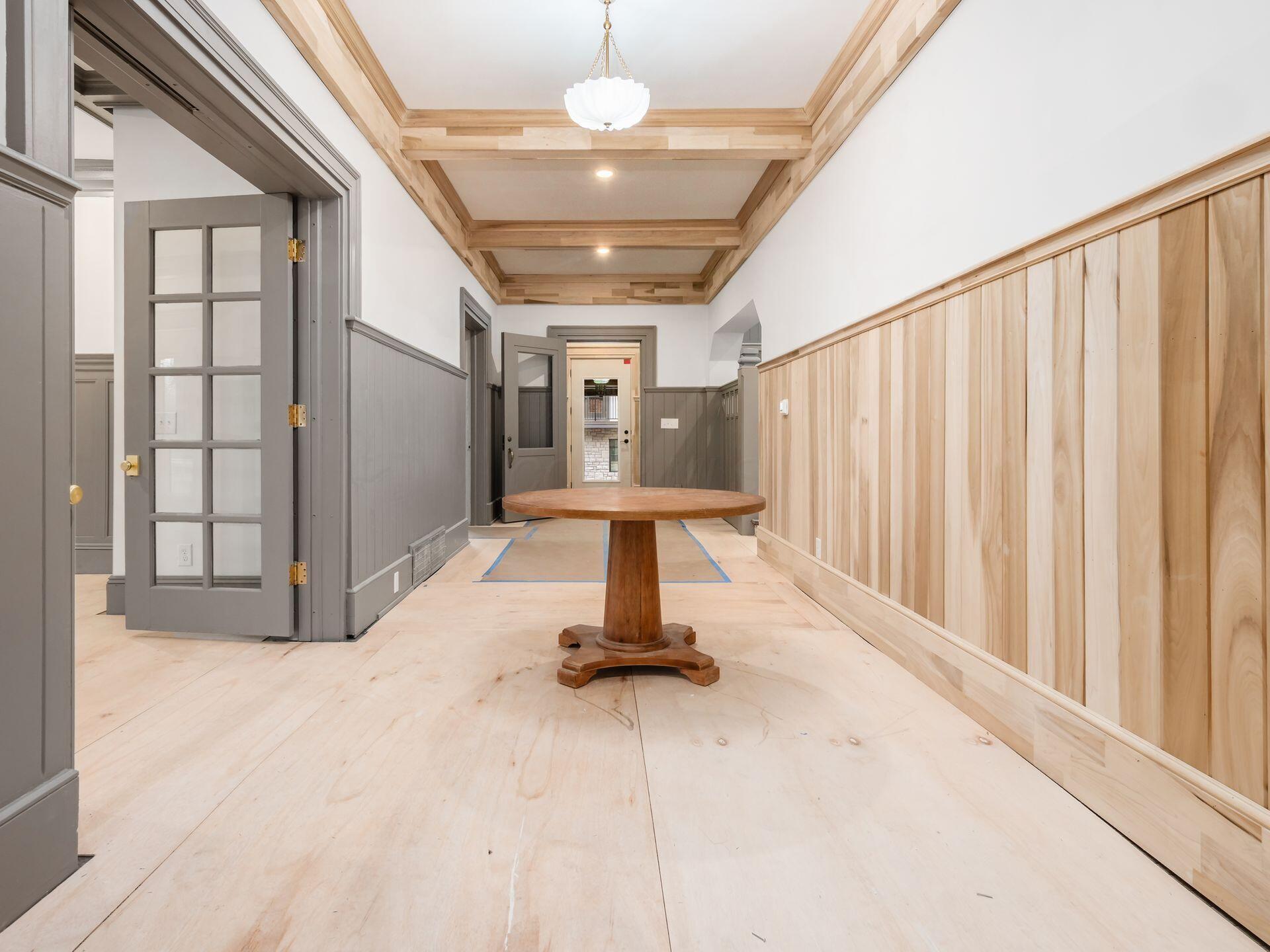2015 W 5th Avenue, 103 Property Photo 15