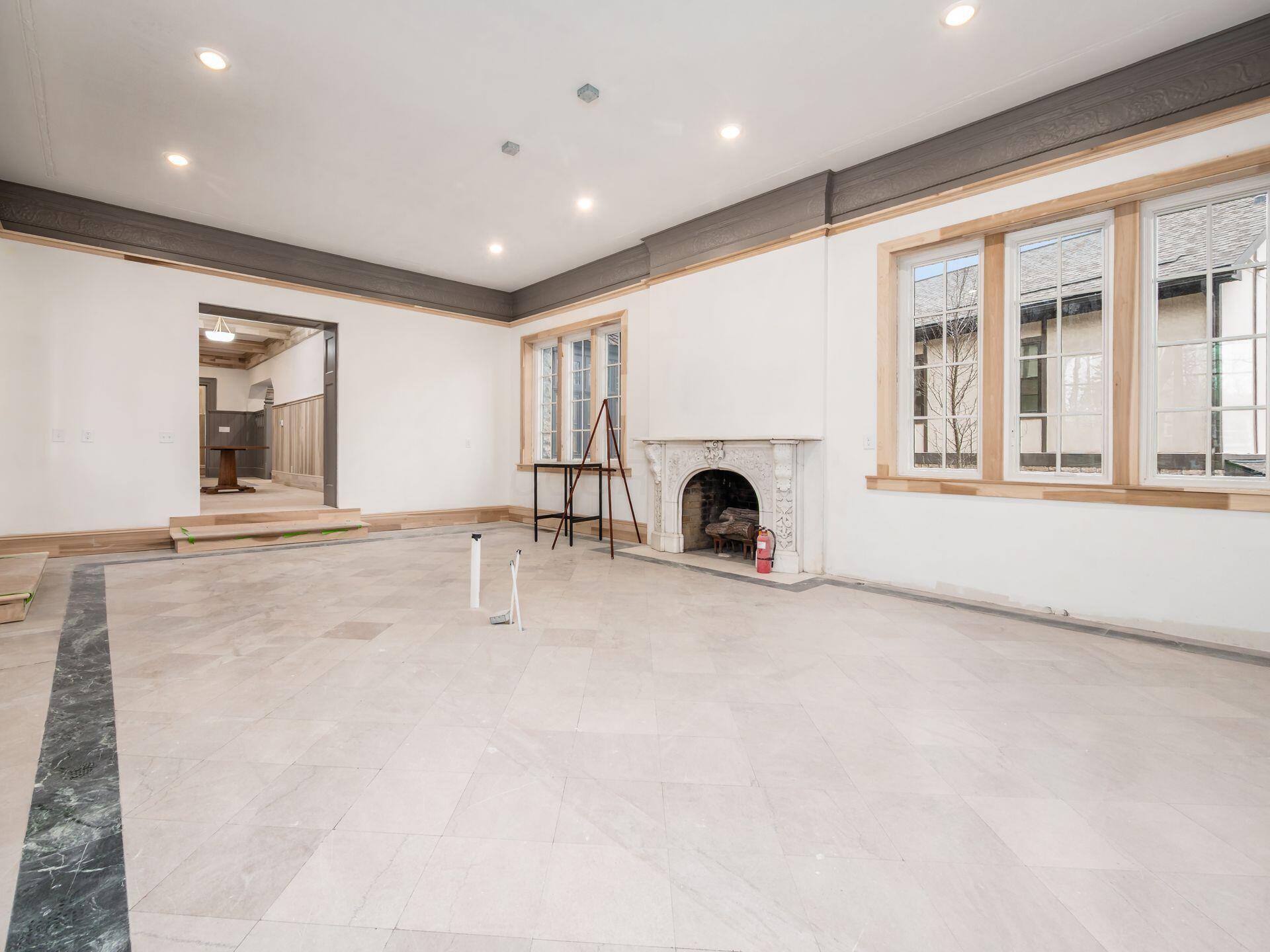 2015 W 5th Avenue, 103 Property Photo 27