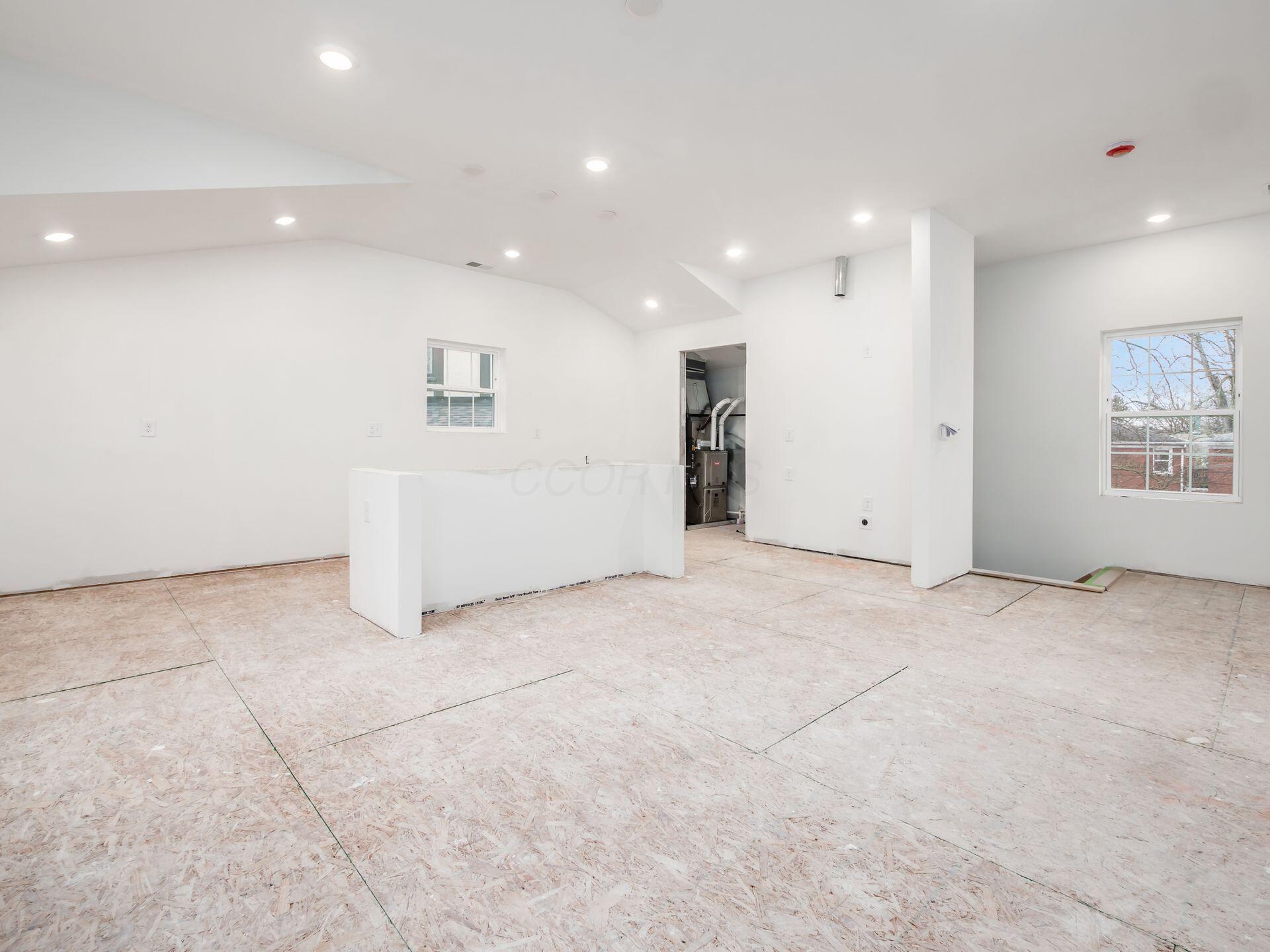 2015 W 5th Avenue, 103 Property Photo 39