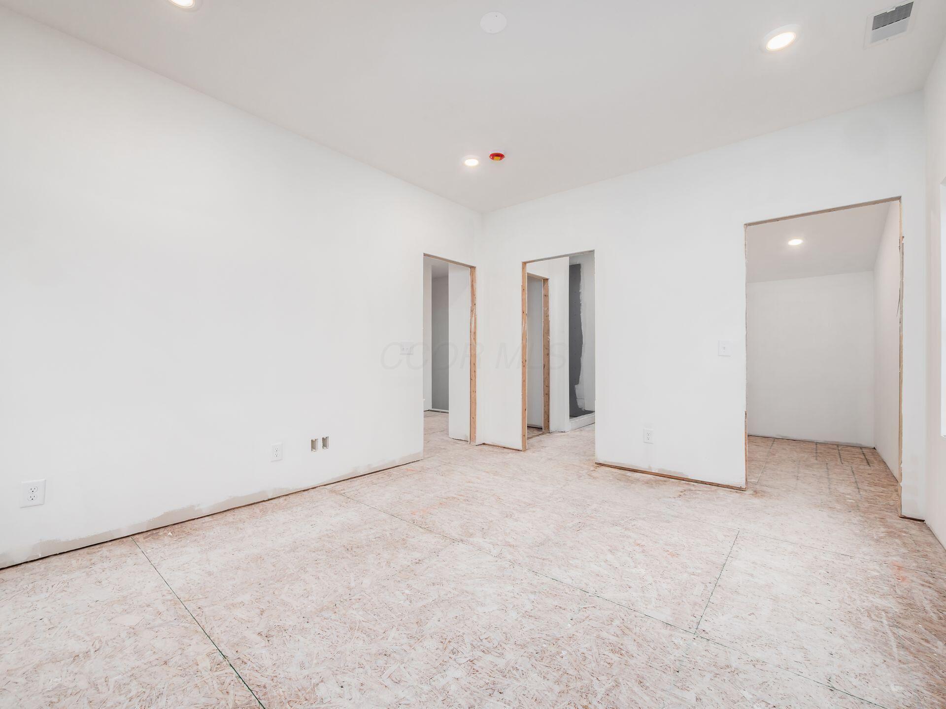 2015 W 5th Avenue, 103 Property Photo 42