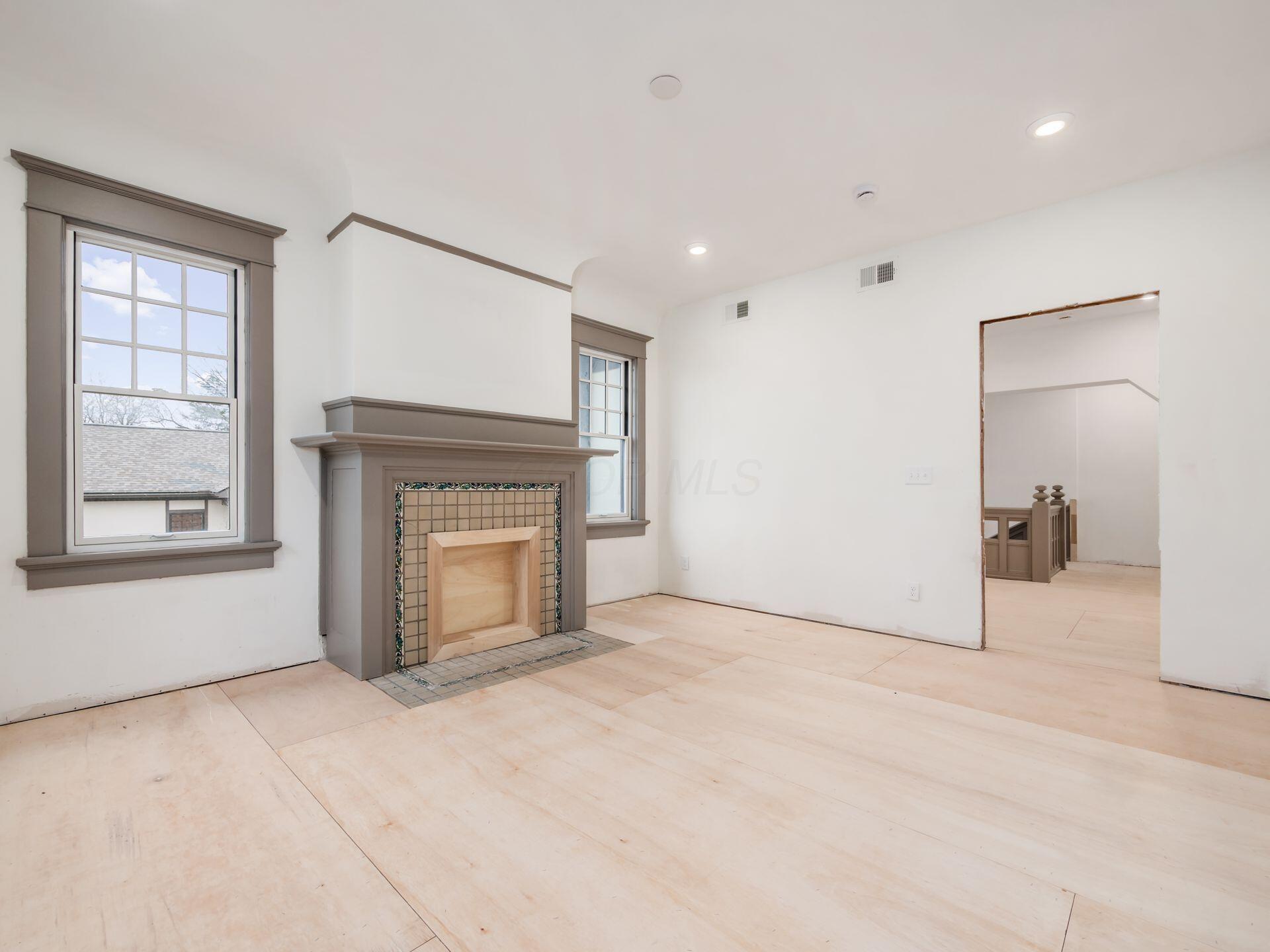 2015 W 5th Avenue, 103 Property Photo 53