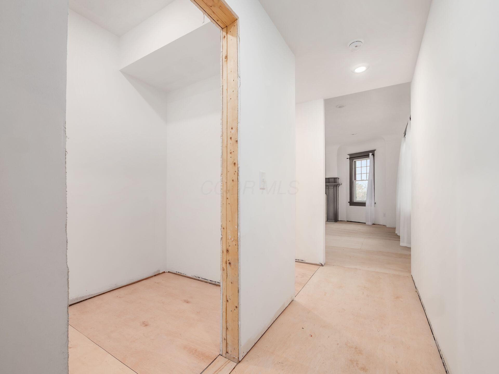 2015 W 5th Avenue, 103 Property Photo 55