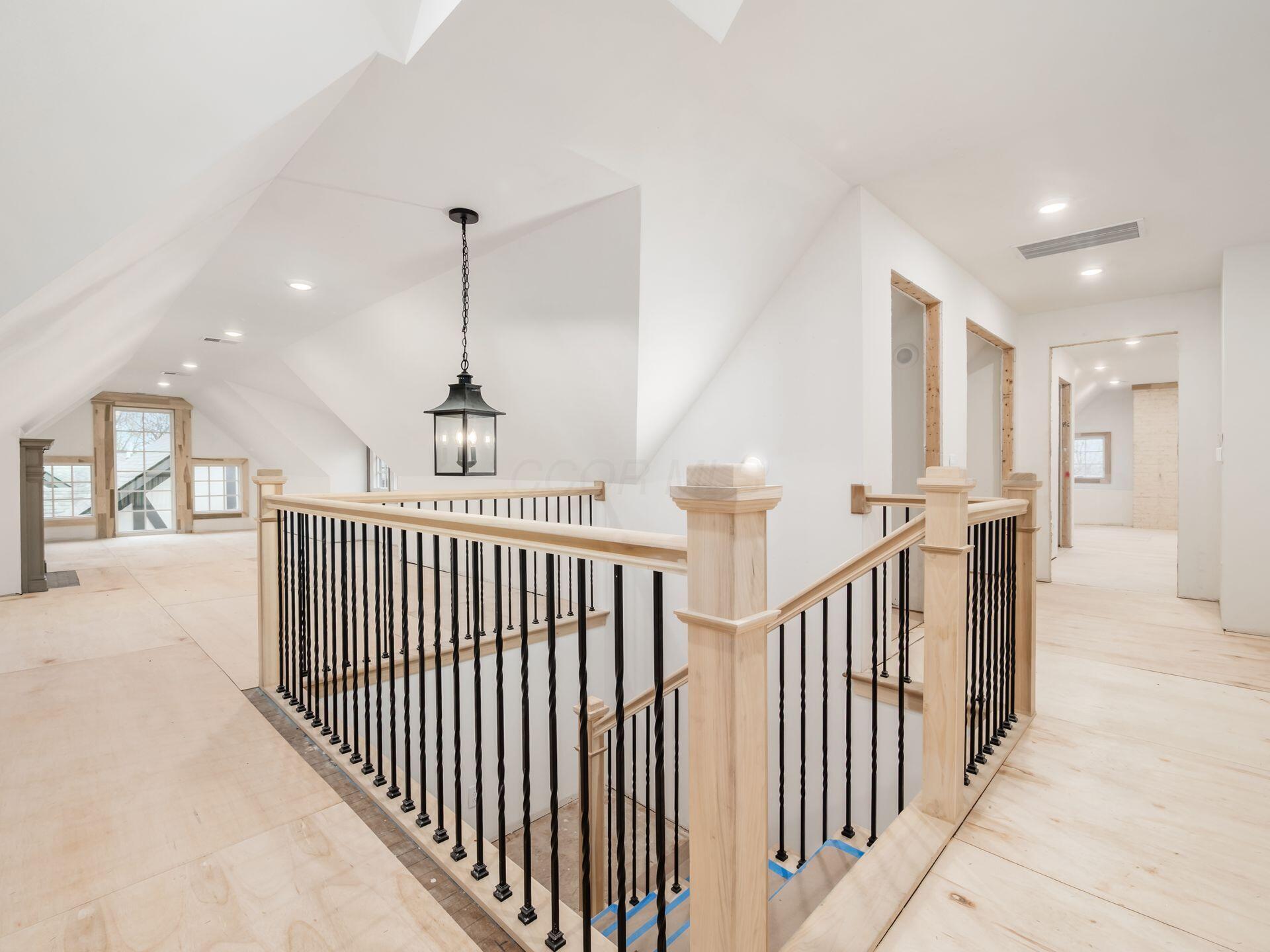 2015 W 5th Avenue, 103 Property Photo 69