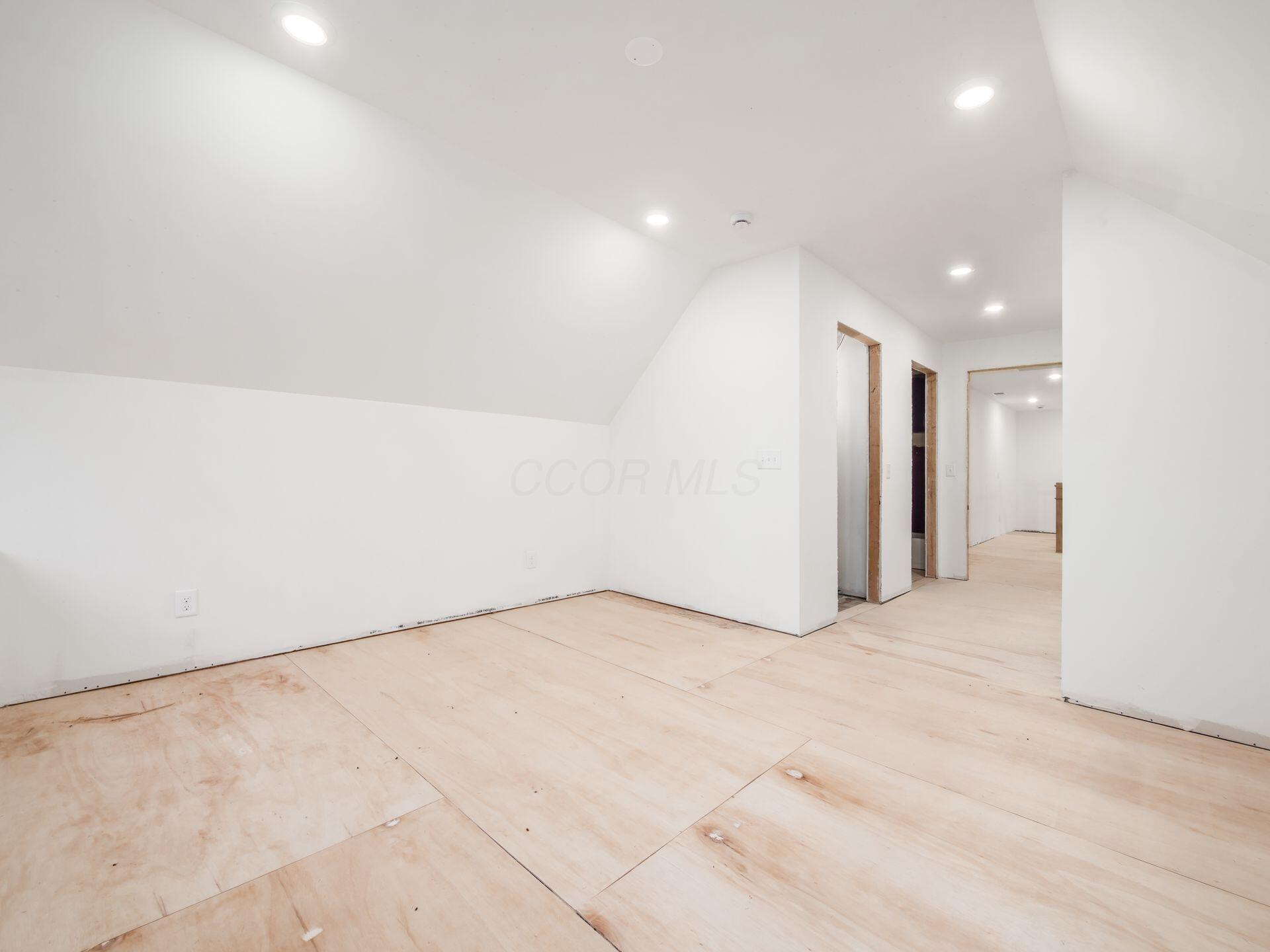 2015 W 5th Avenue, 103 Property Photo 74