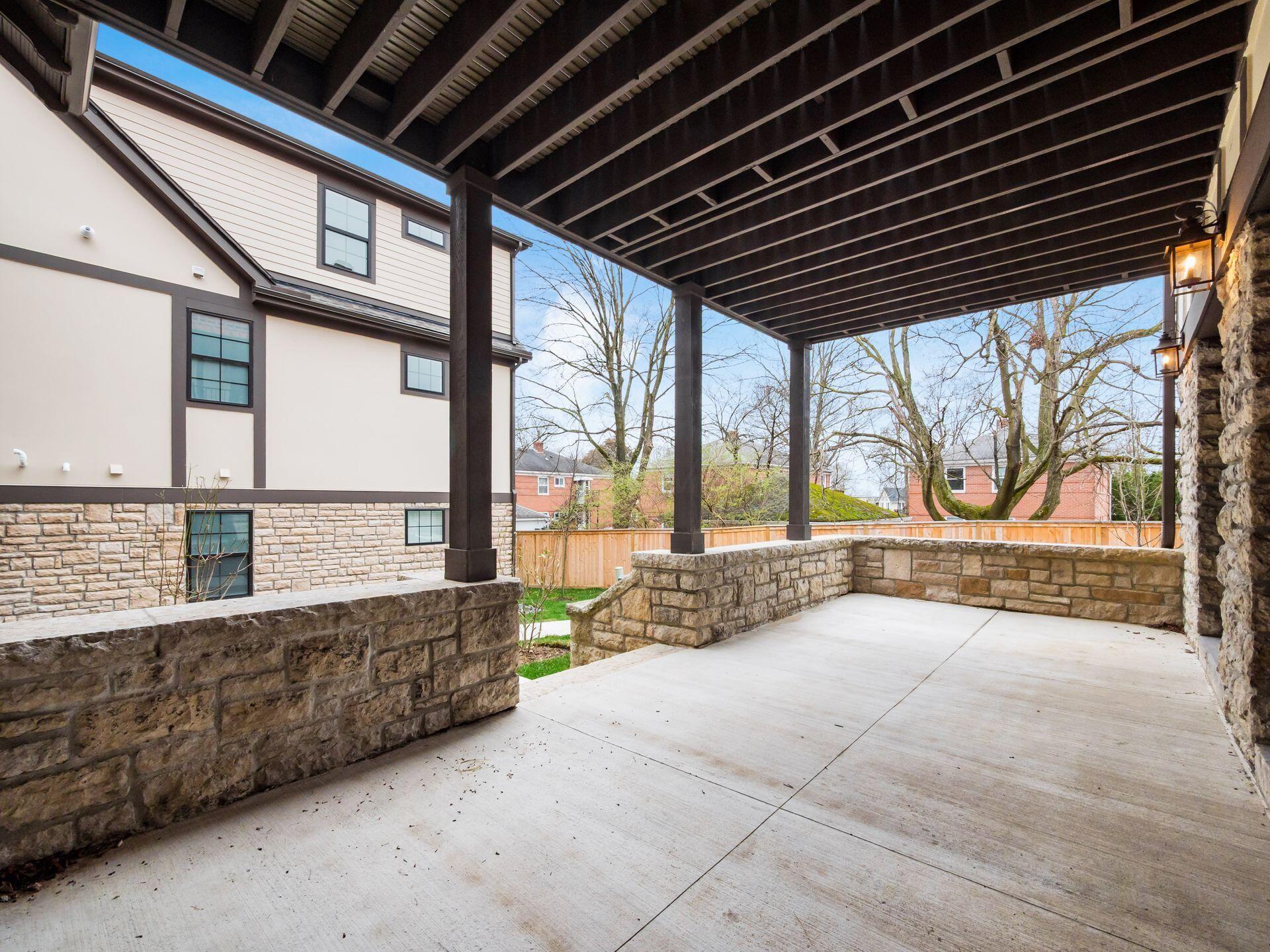 2015 W 5th Avenue, 103 Property Photo 76